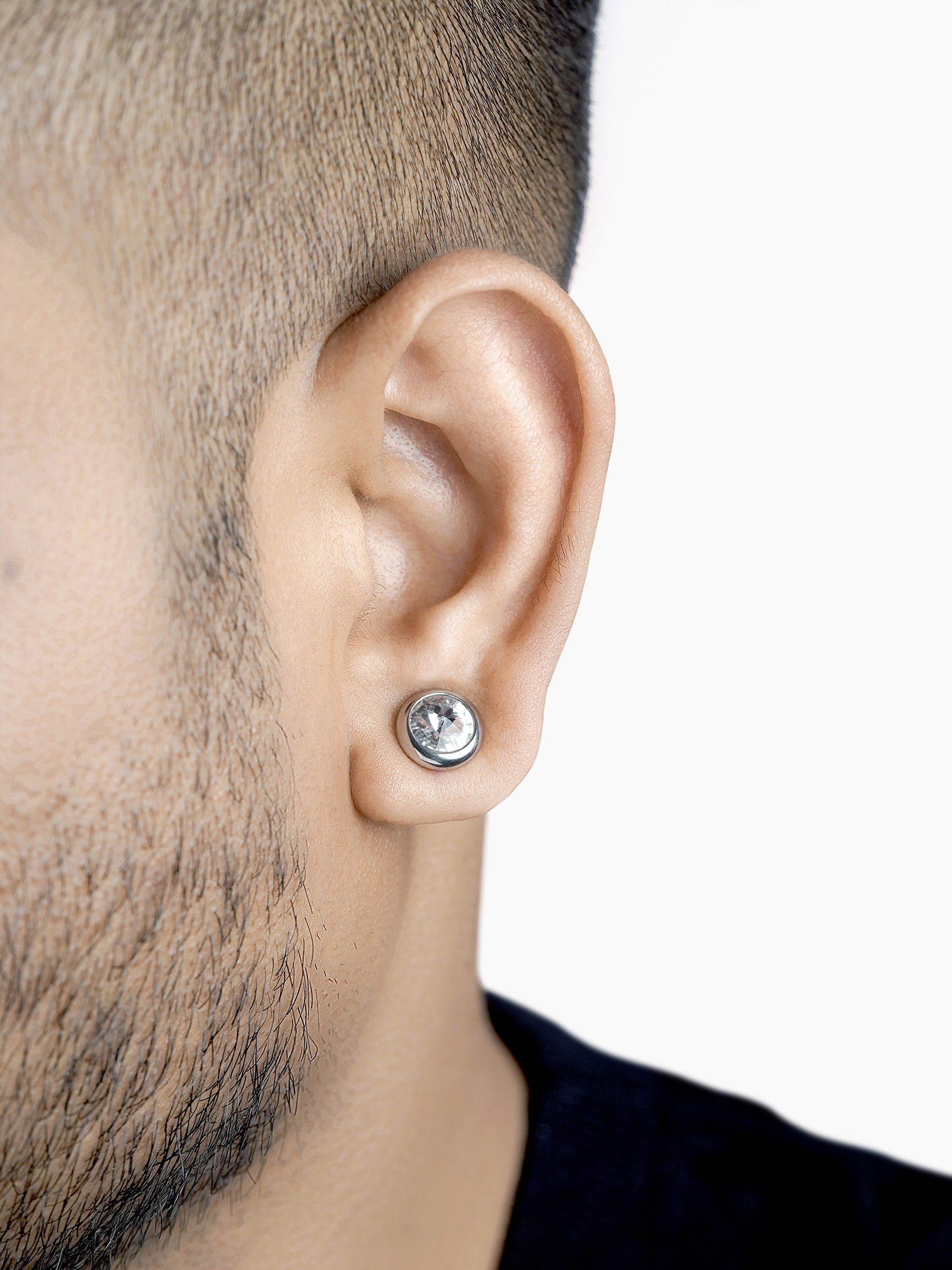 Emo Solitaire Silver Men's Studs Earrings