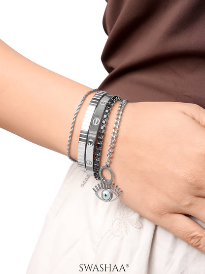 Renix Screw Emblem Cartier Love 18K Gold Plated Band Bracelet
Aurelith Ribbed 18K Gold Plated Kada Band Bracelet
Rope Twisted Links 18K Gold Plated Loose Chain Bracelet
Evil Eye Charm Layered Silver Loose Chain Bracelet
Orion Diamond black silver Loose Bracelet