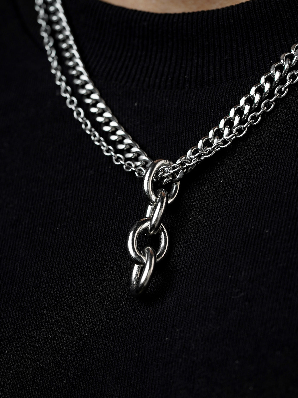 Gazian Four Interlinked Ring Men's Double Chain Pendant