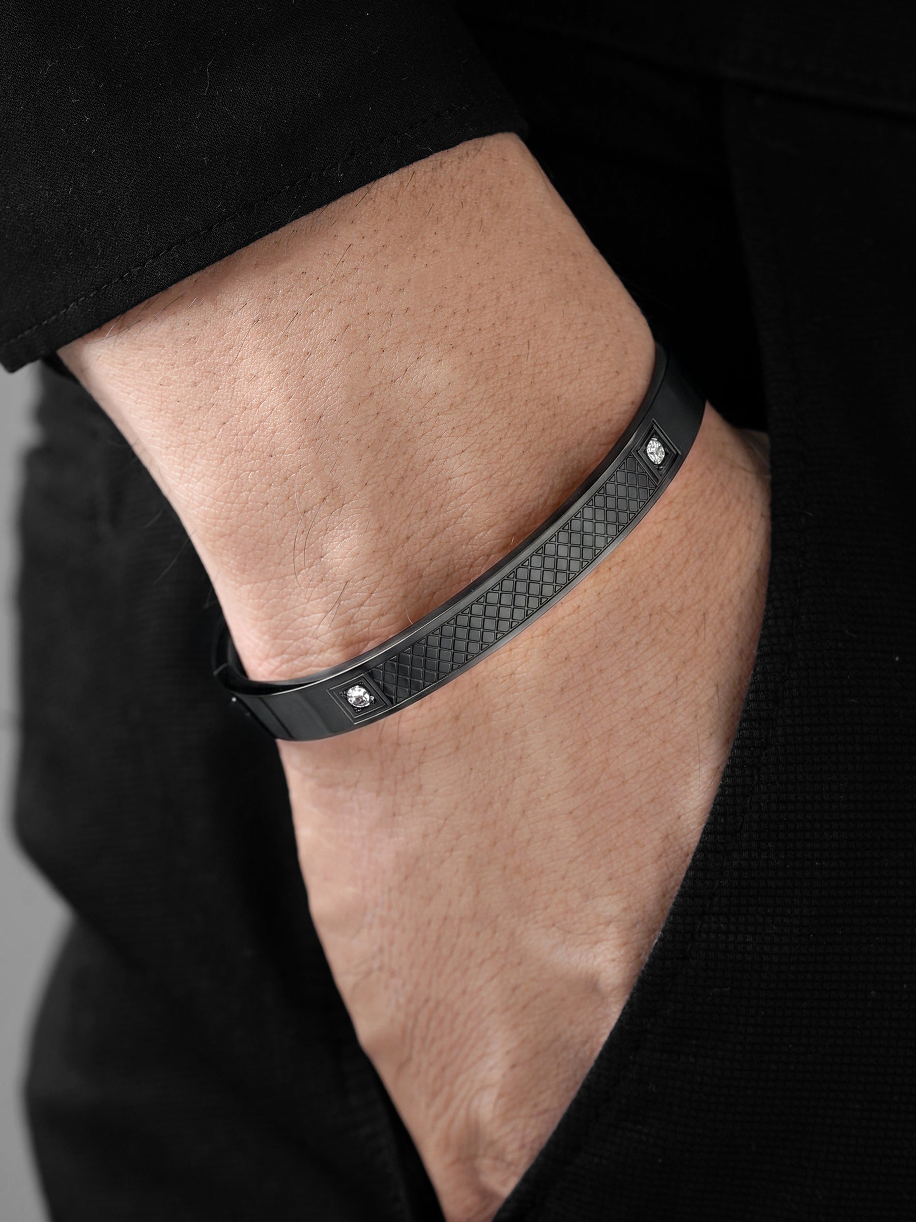 Hector Black Men's Kada - Swashaa