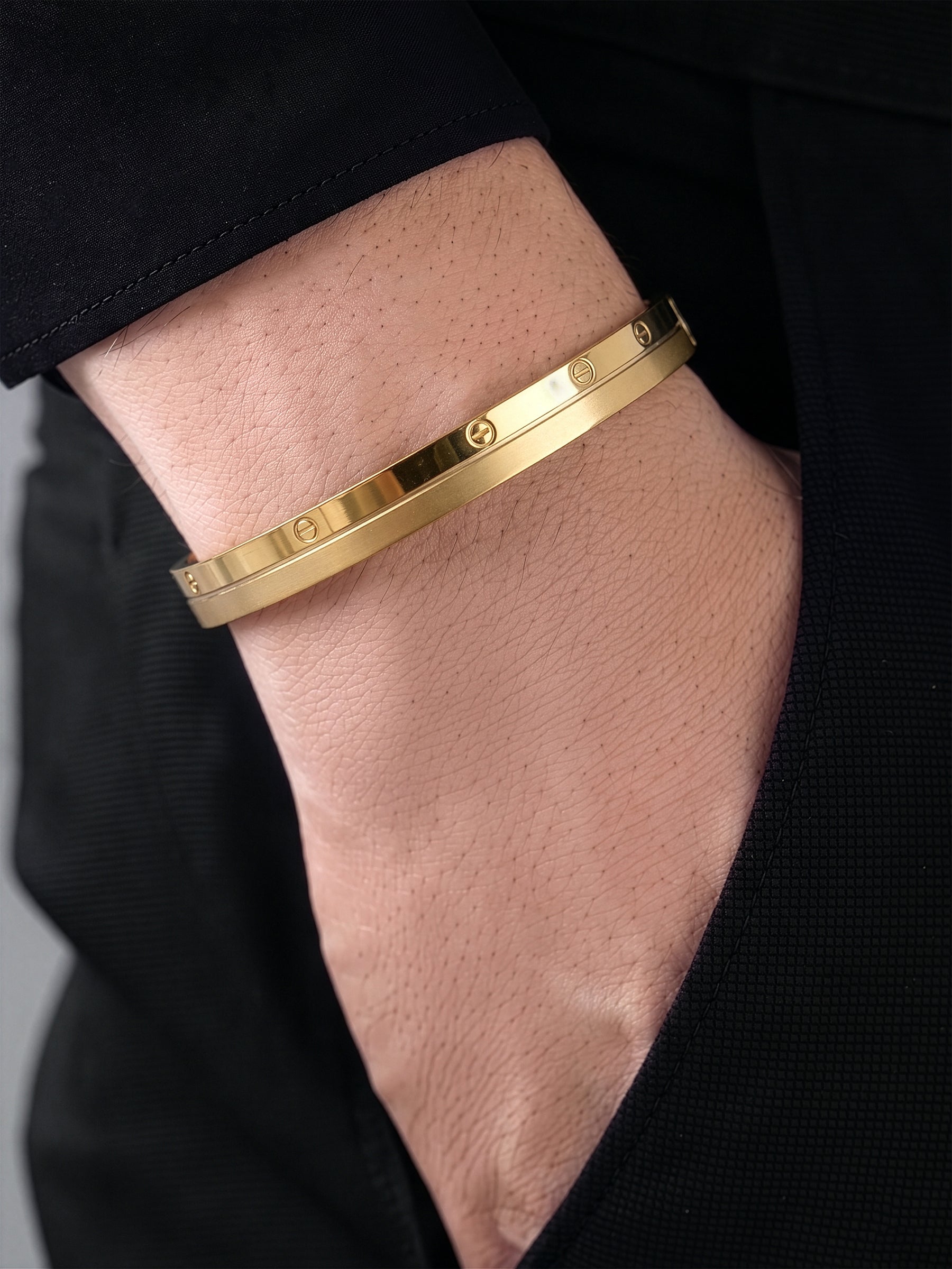 Ishir 18K Gold Plated Men's Solid Band Bracelet 