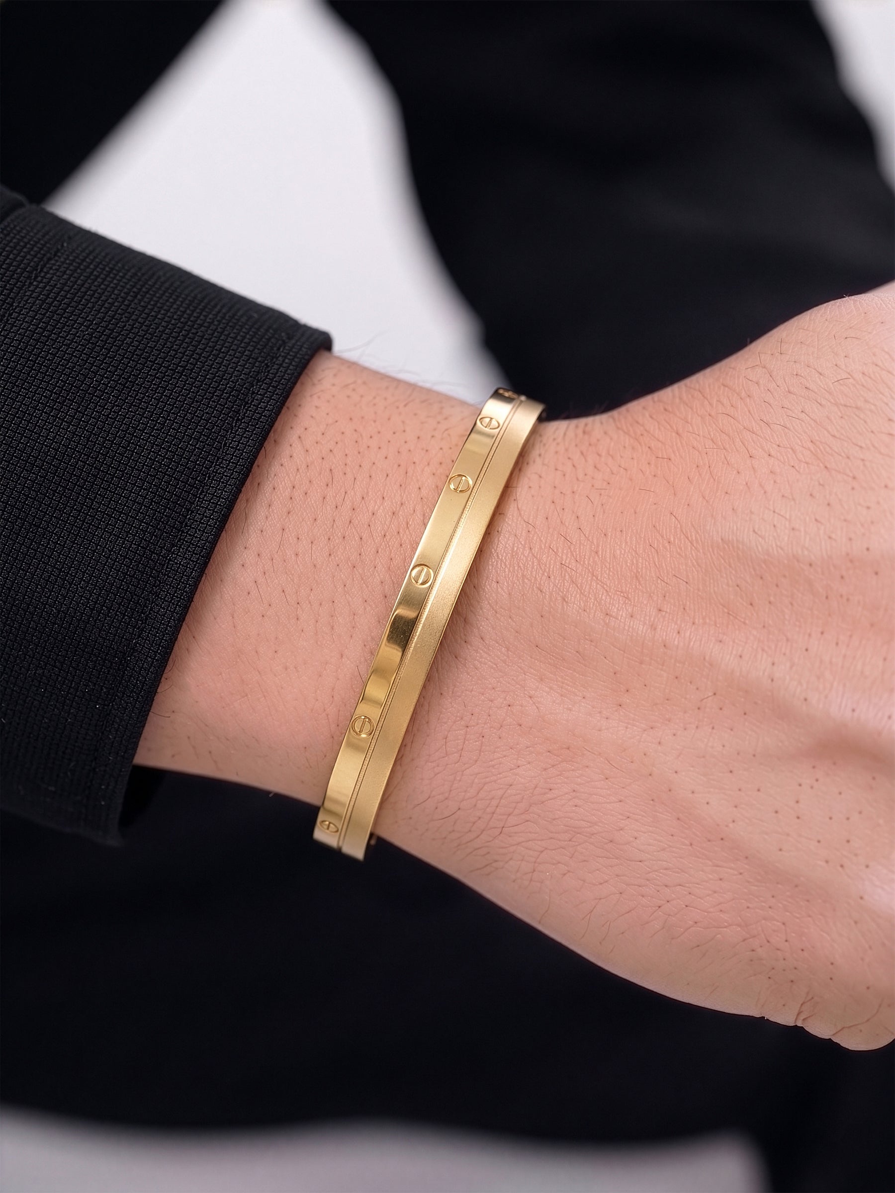Ishir 18K Gold Plated Men's Solid Band Bracelet 