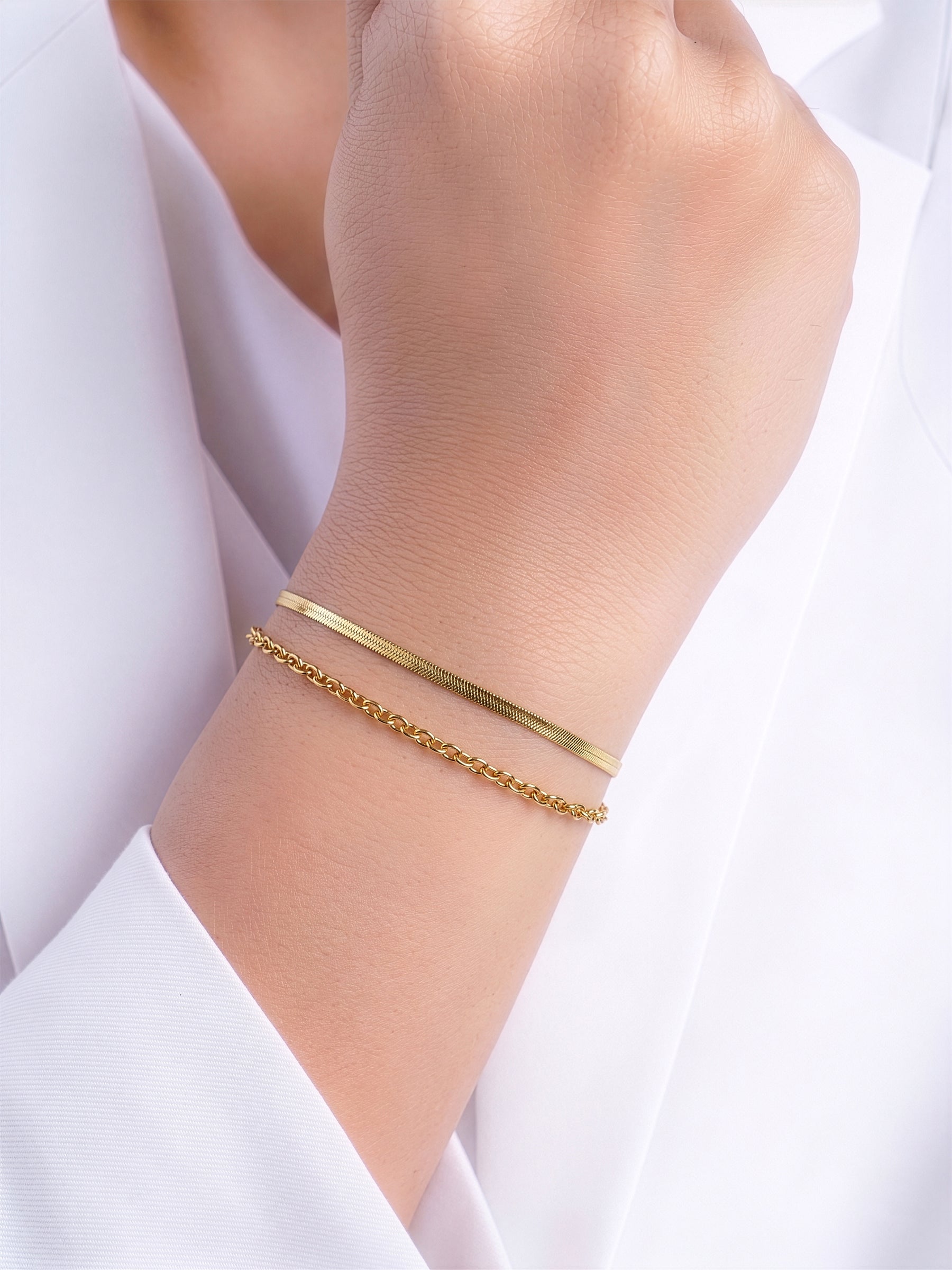 Ismera Layered 18K Gold Plated Women’s Loose Chain Bracelet