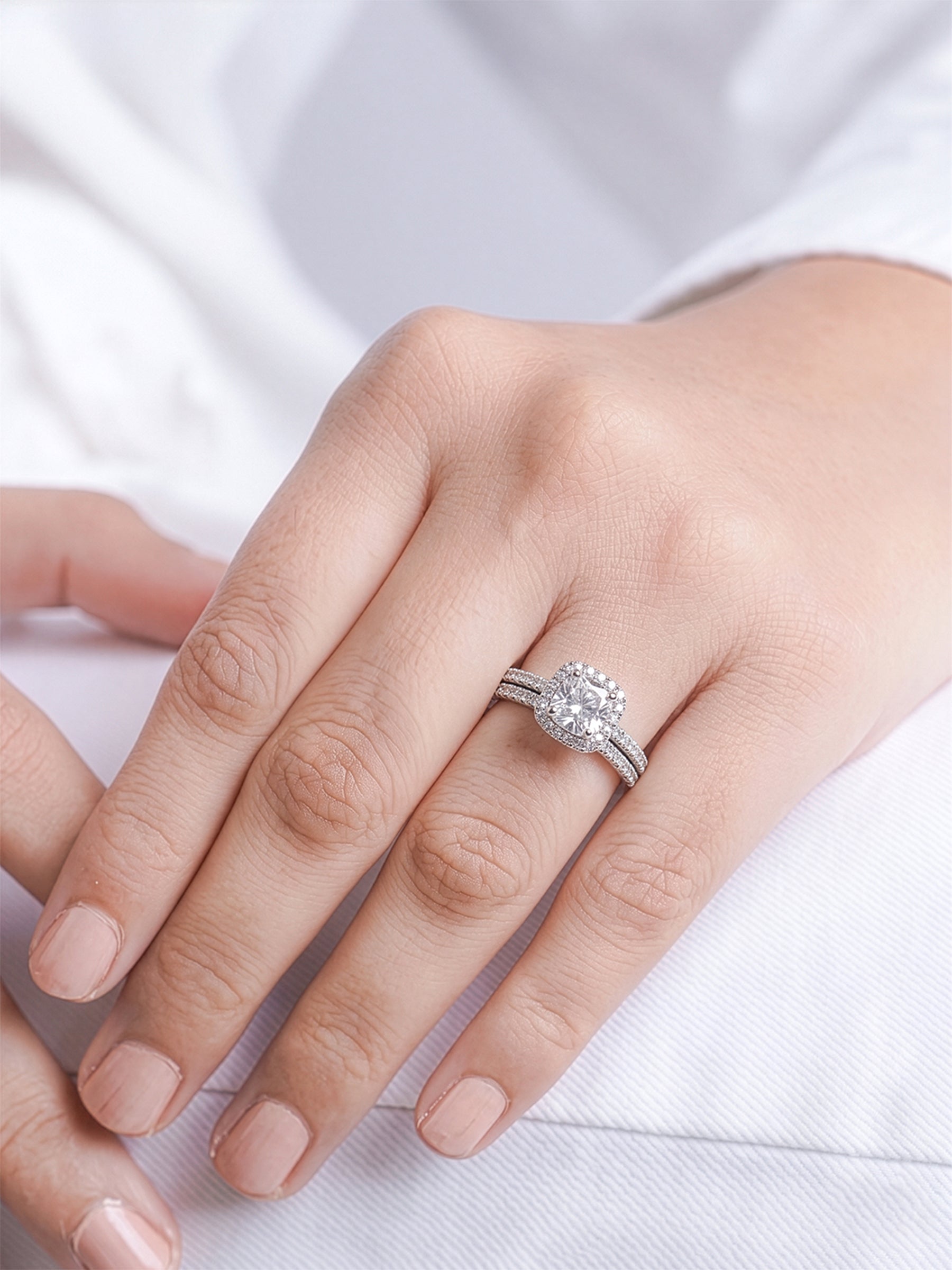 Ivara Cushiom Set Of 2 Silver Diamond Solitaire Women's Ring
