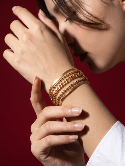 Janet Layered 18K Gold Plated Loose Snake Connel Chain Bracelet