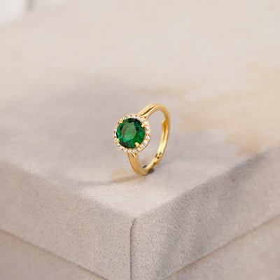 Jivika Emarald Ring