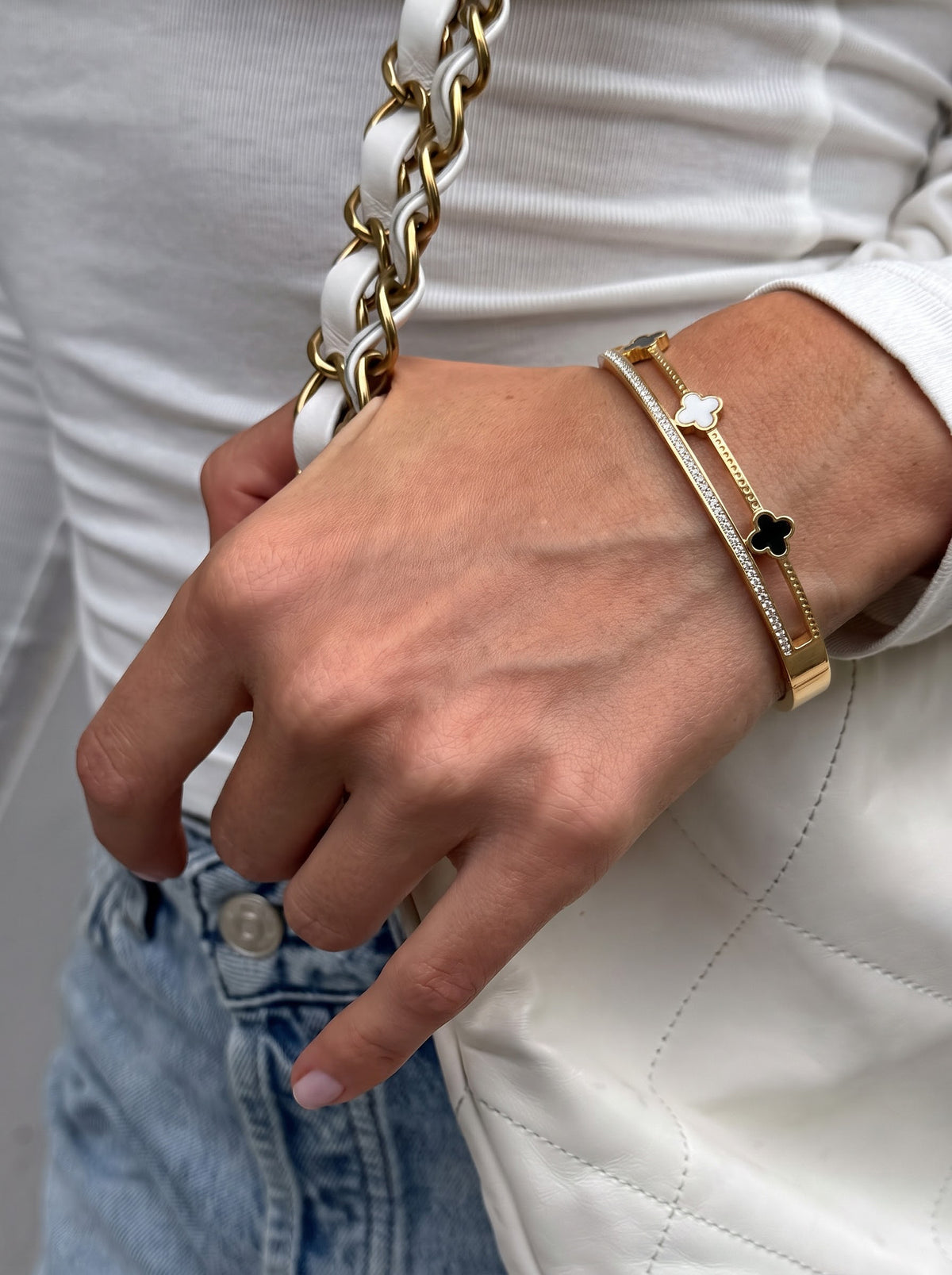 Kinsley Twin Layered Black White Clover Charm Diamond 18K Gold Plated Bracelet