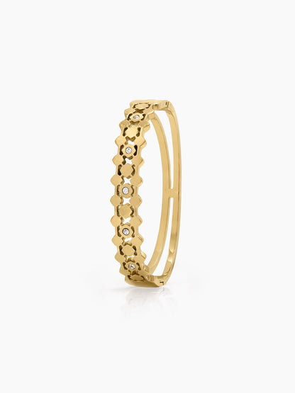 Lareza Cross Link Diamond Solitaire 18K Gold Plated Women's Solid Band Bracelet