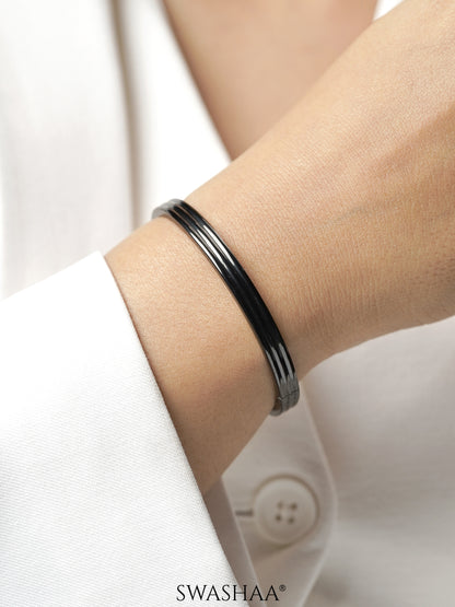 Leo Classic Black Bracelet