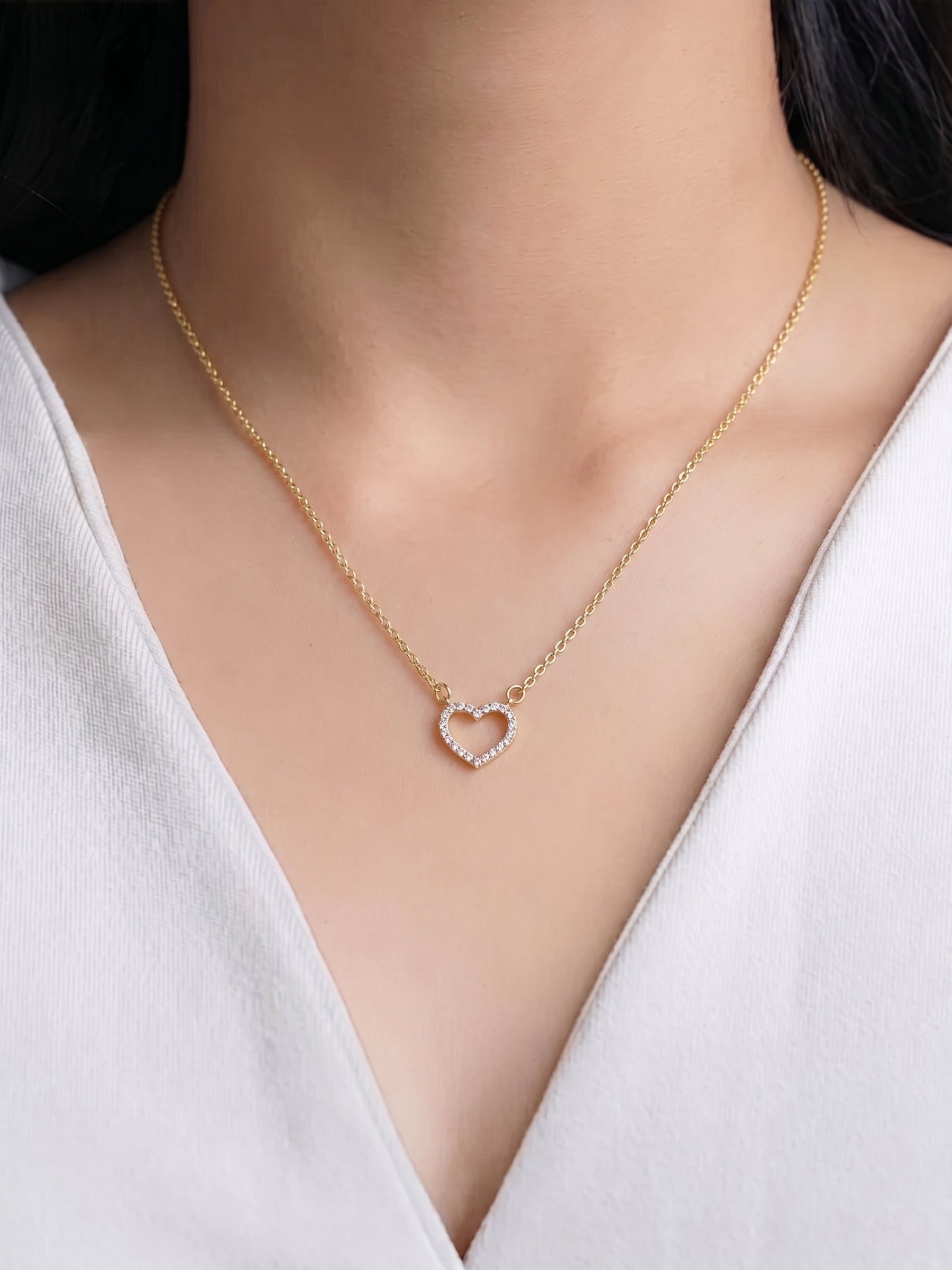 Lioren Crystal Diamond Solitaire Heart 18K Gold Plated Women's Chain Pendant Necklace