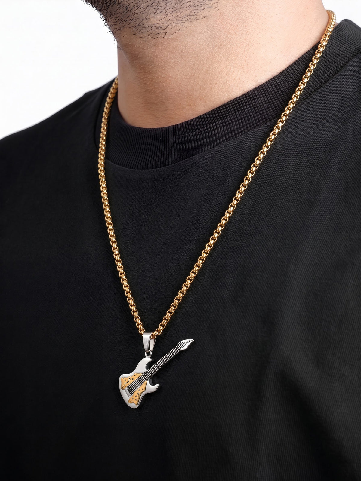 Lorien Guitar Men's Chain Pendant - Swashaa