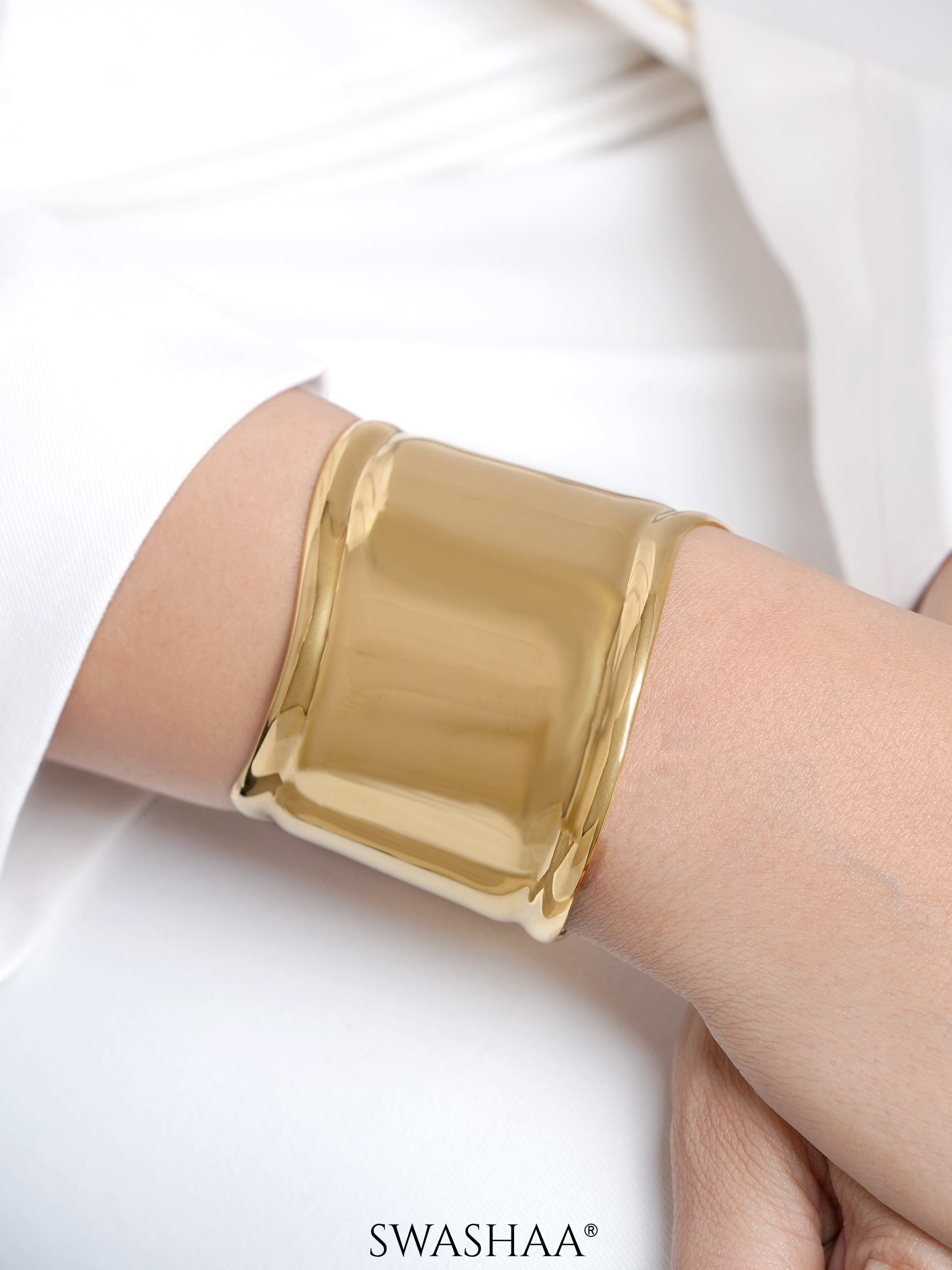 Lunava Bold Curve 18K Gold Plated Cuff Bracelet