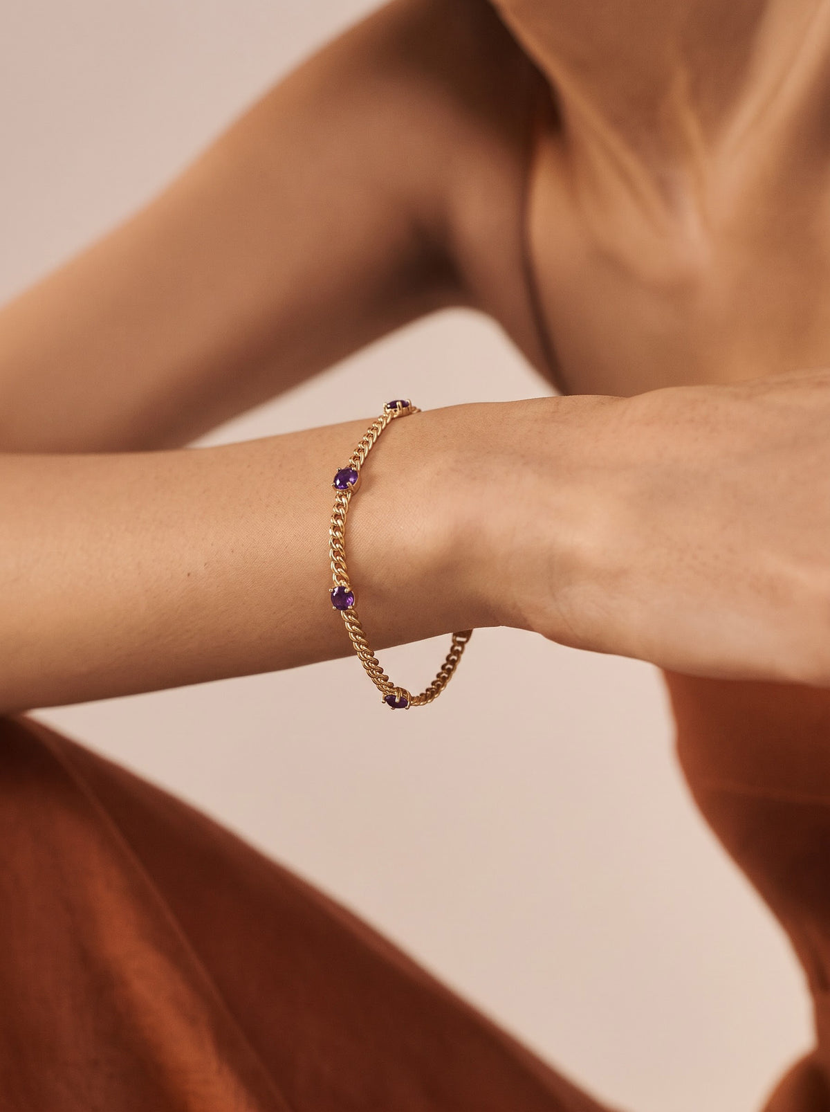 Margaret Purple Stone 18K Gold Plated Loose Chain Bracelet