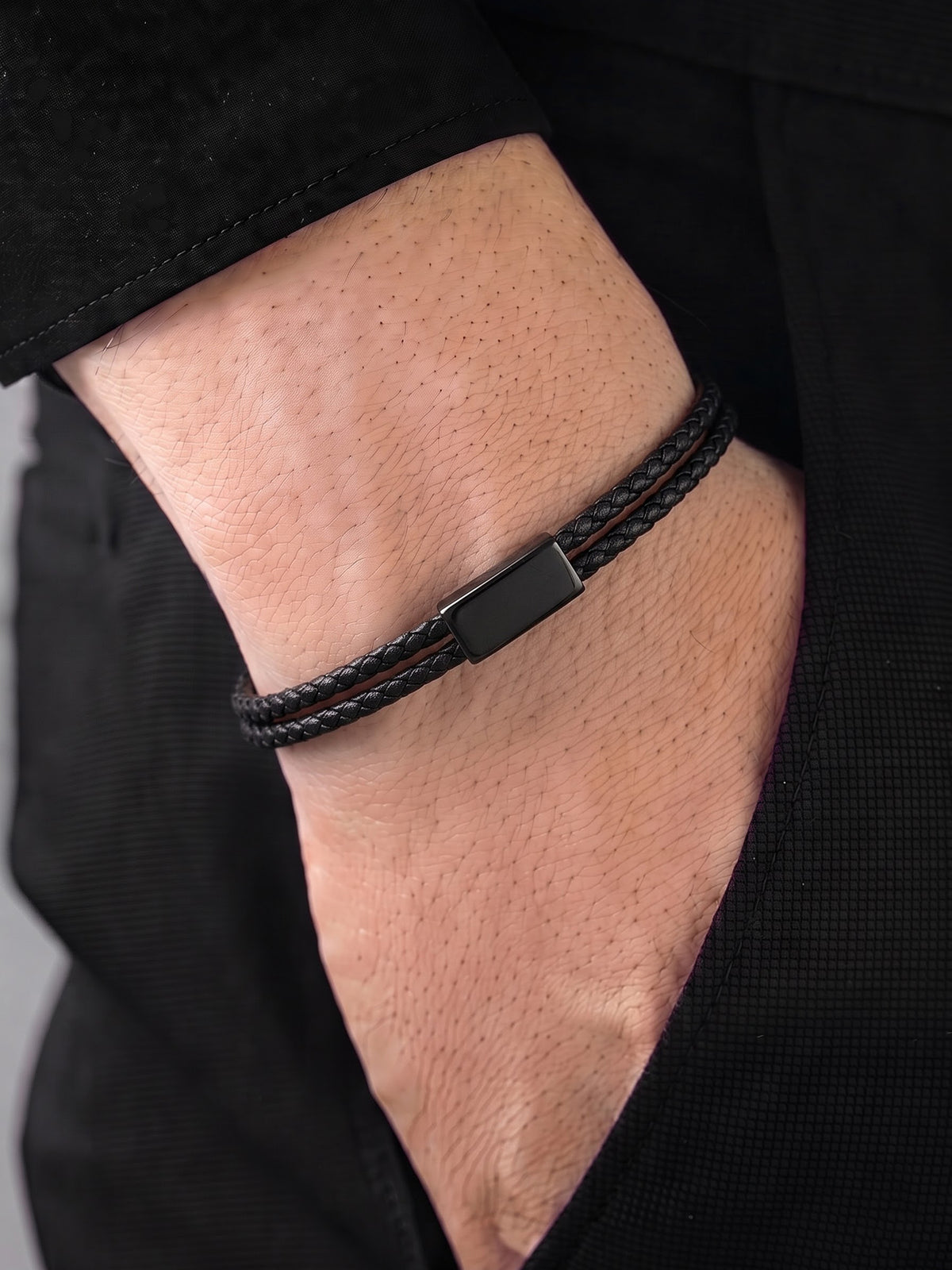 Merrick Black Men's leather Bracelet