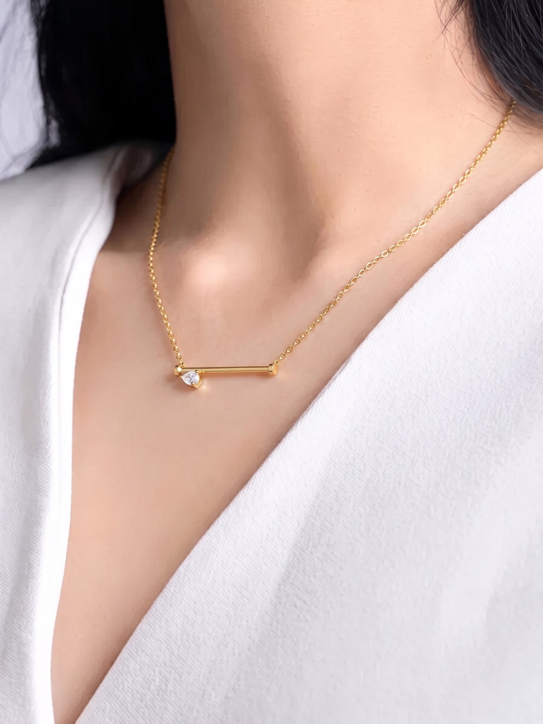 Molira Diamond Bar 18K Gold Plated Women's Chain Pendant Necklace