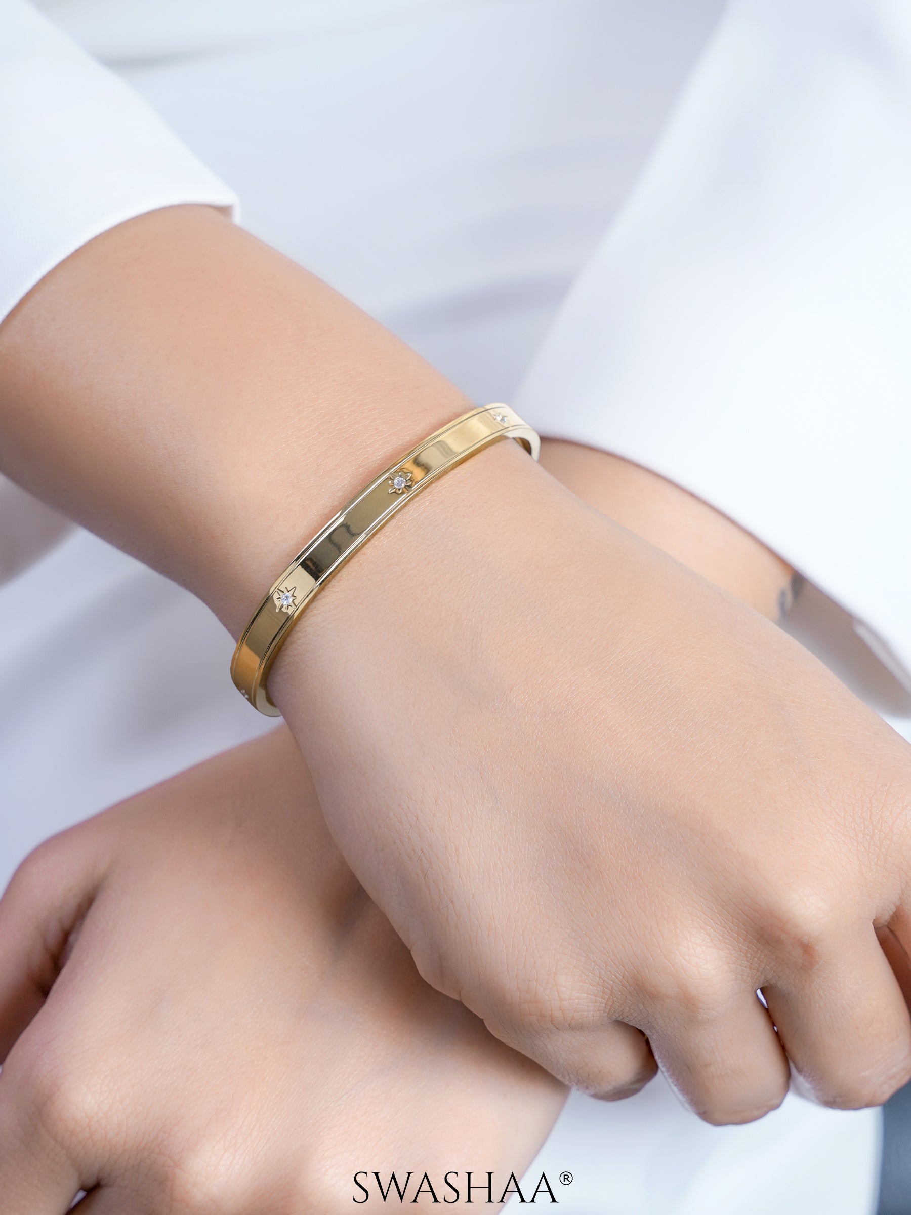 Naylia Star 18K Gold Plated Cuff Bracelet