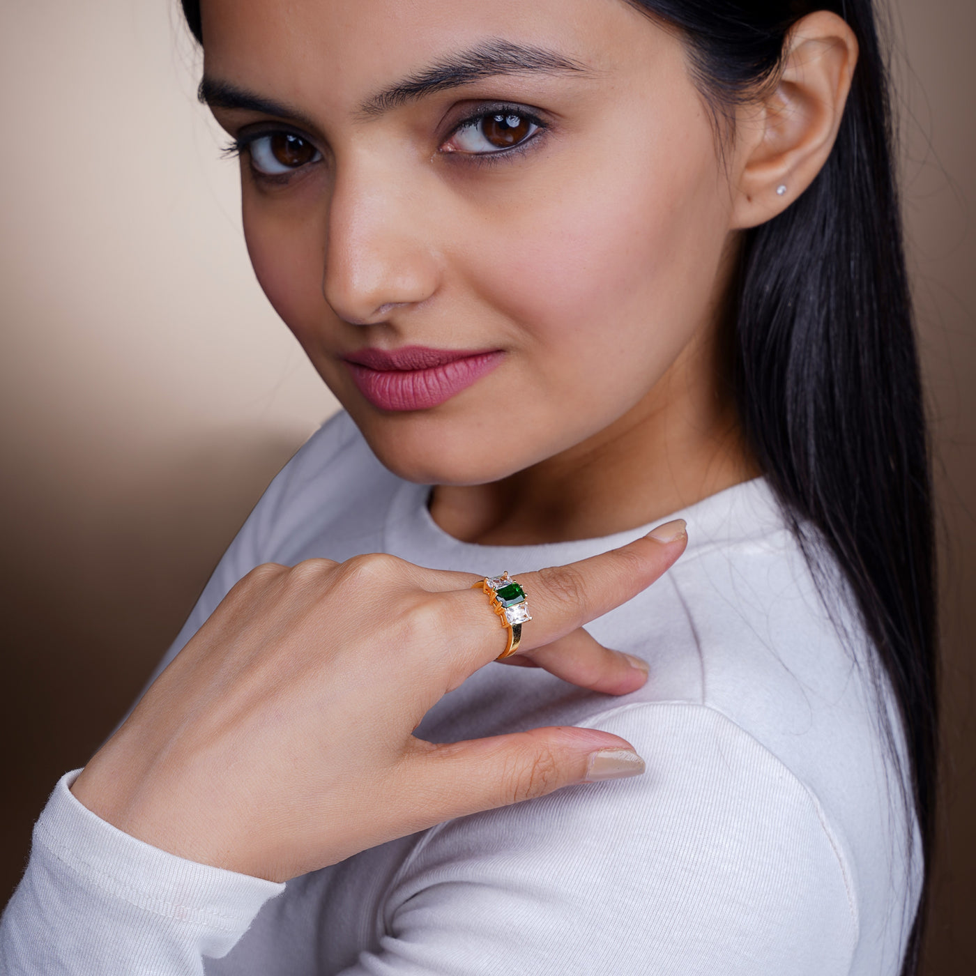 Nirvi Ring