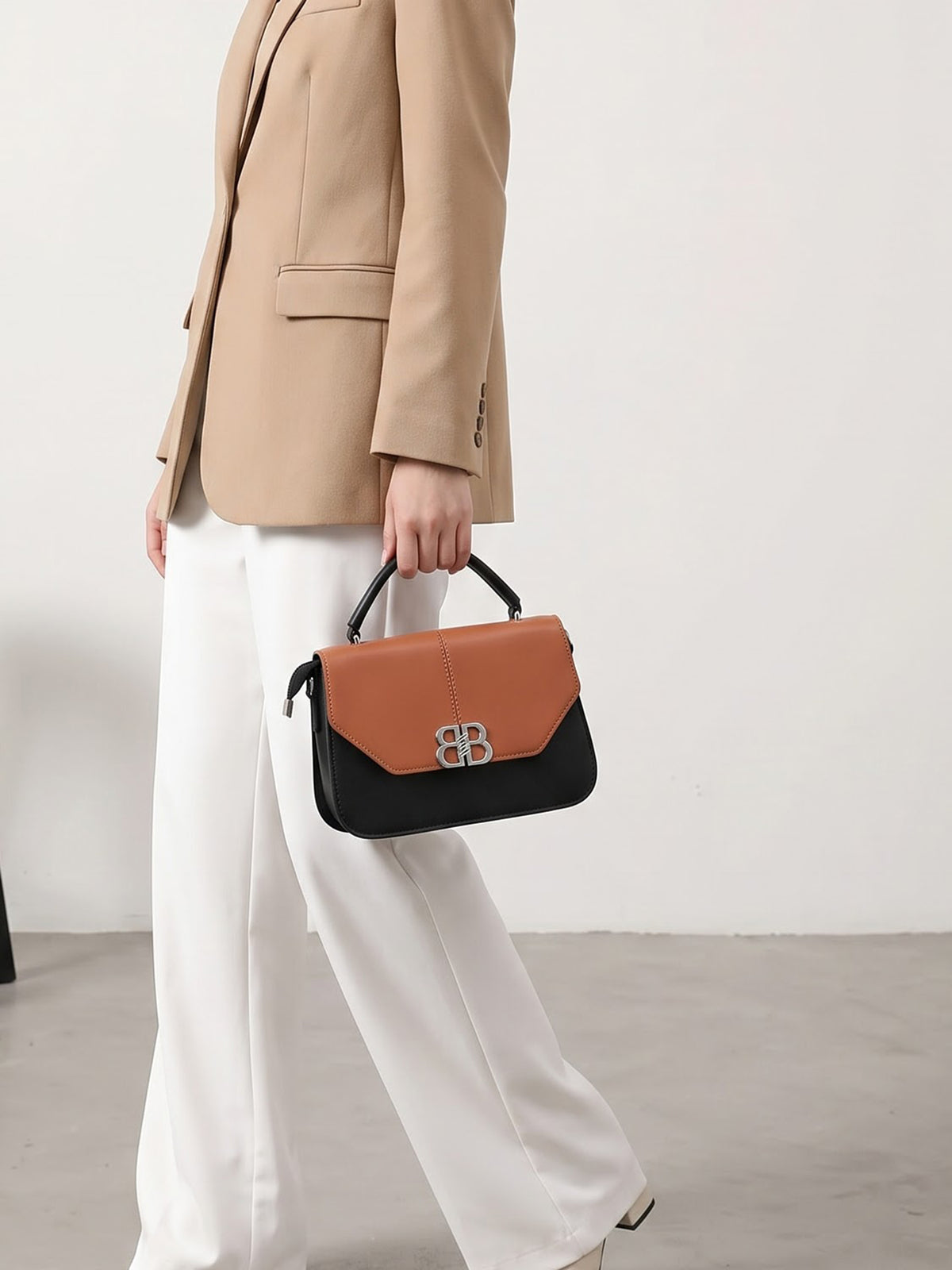 Novira Rust- Black Leather Sling Bag - Swashaa