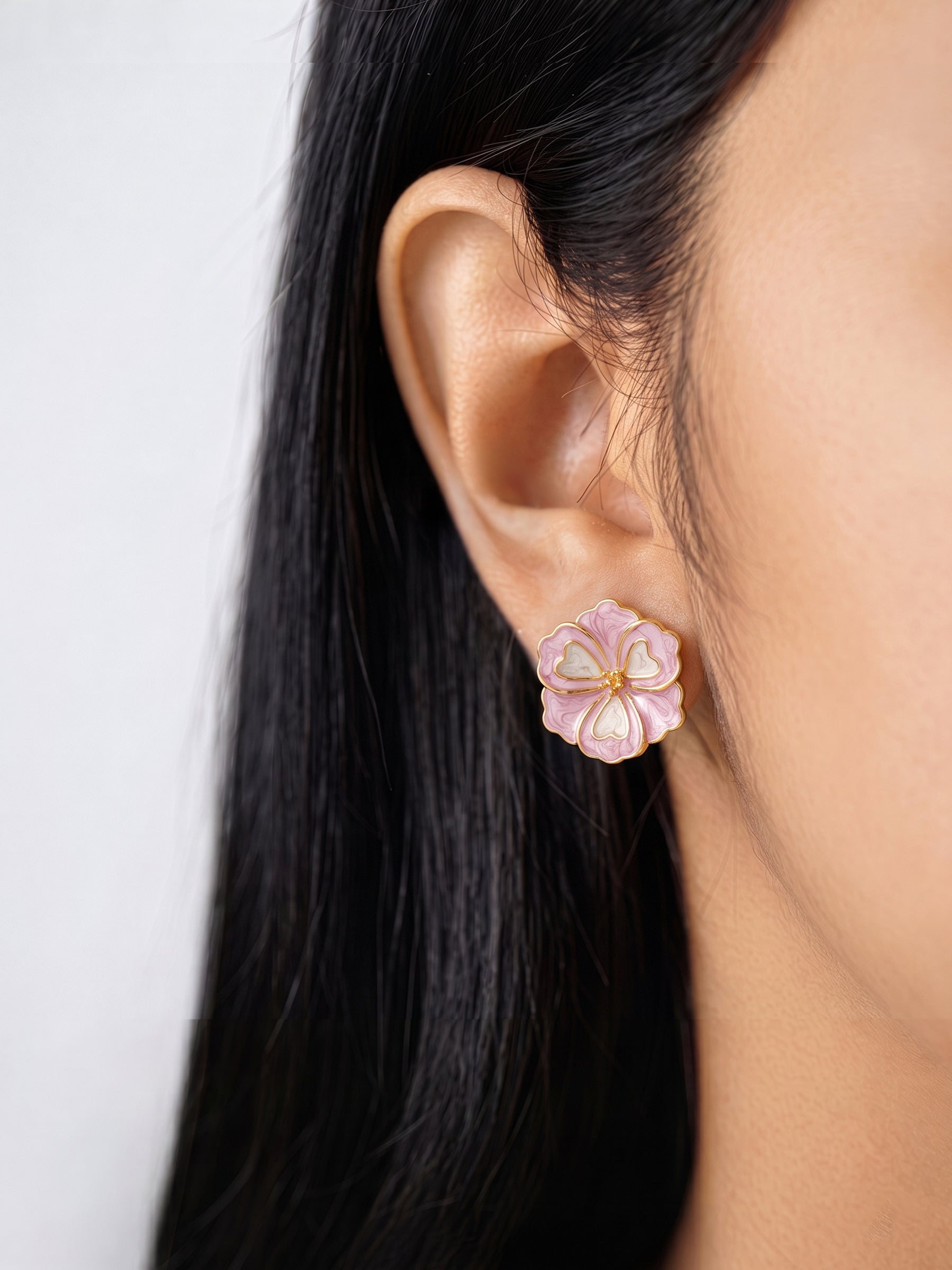 Omelia Soft pink White Flower Petal 18K Gold Plated Women's Stud Earrings