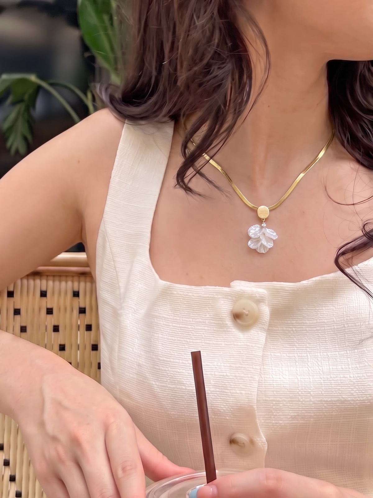 Rachel Shell Solitaire 18K Gold Plated Women's Chain Pendant Necklace