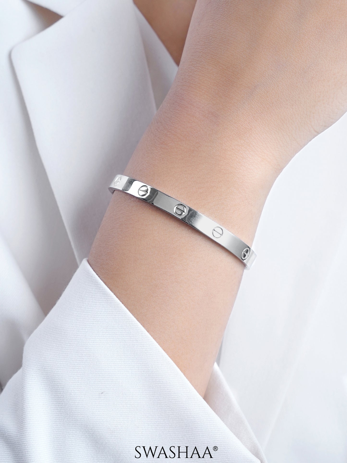 Renix Screw Emblem Silver Men's Bracelet