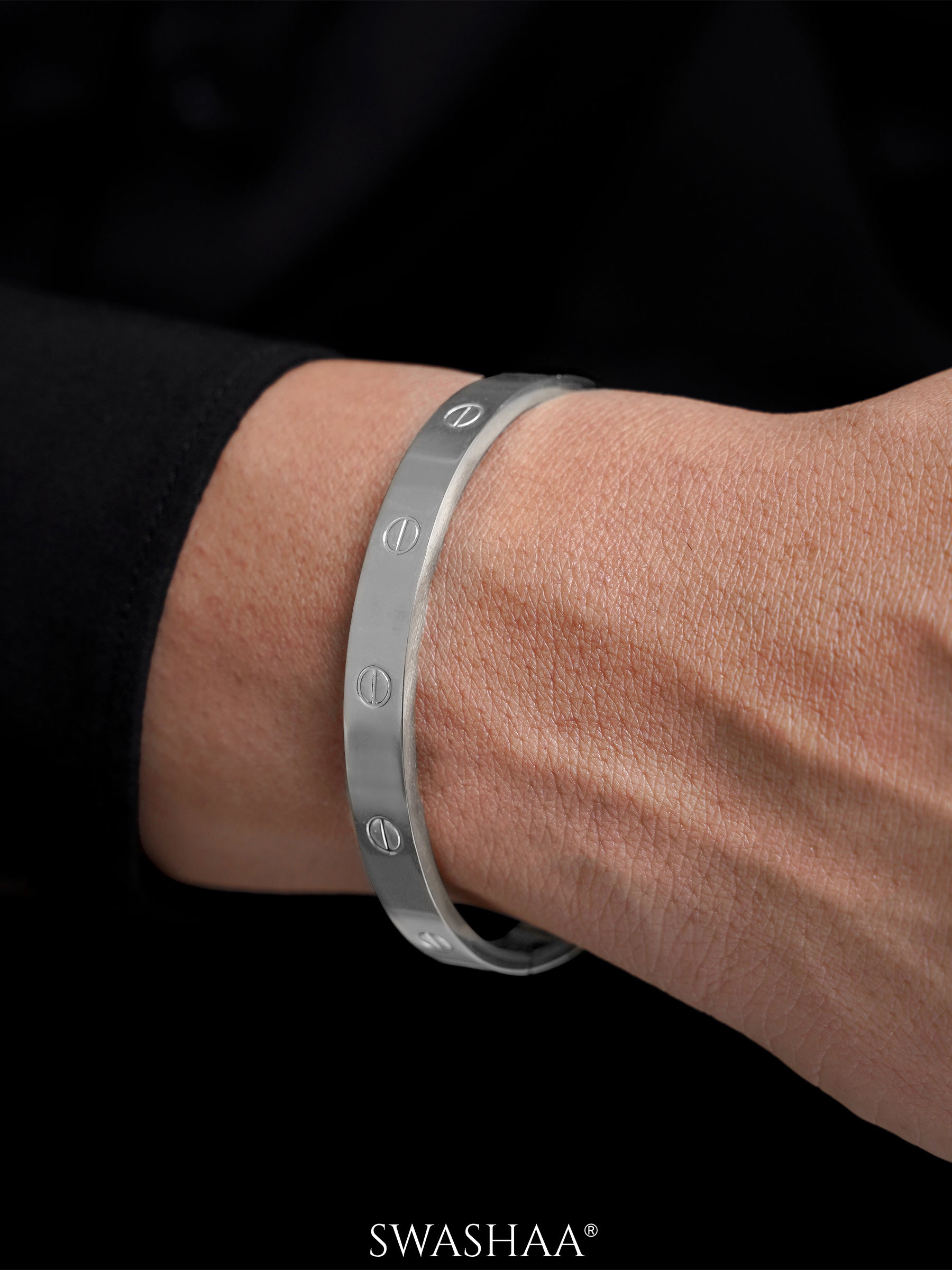 Renix Screw Emblem Silver Men's Bracelet