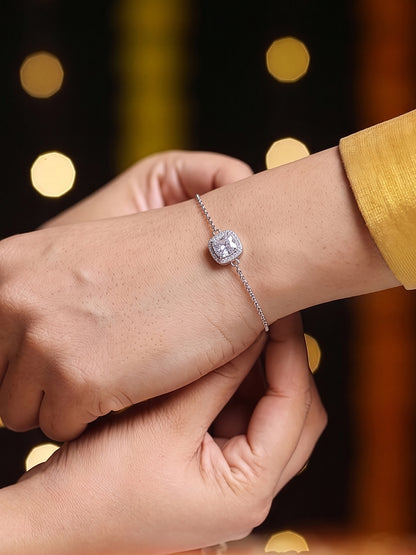 Riva Solitaire Halo Diamond Bracelet