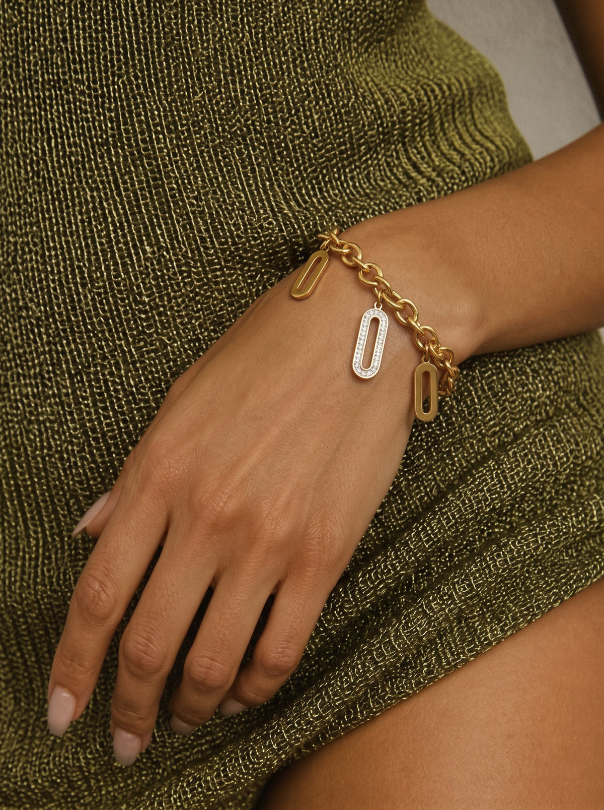 Roha Link Oval Shaped Dangling Diamond Charms 18K Gold Plated Bracelet