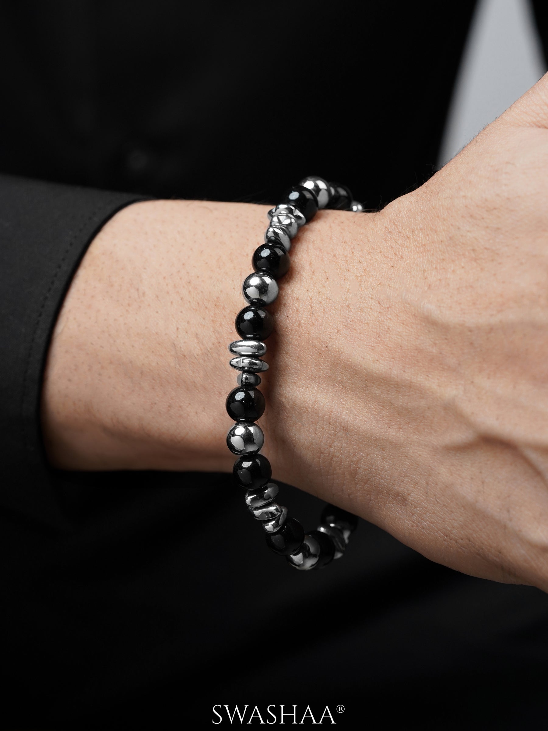 Roi Glossy Black Beads Men's Beaded Loose Bracelet