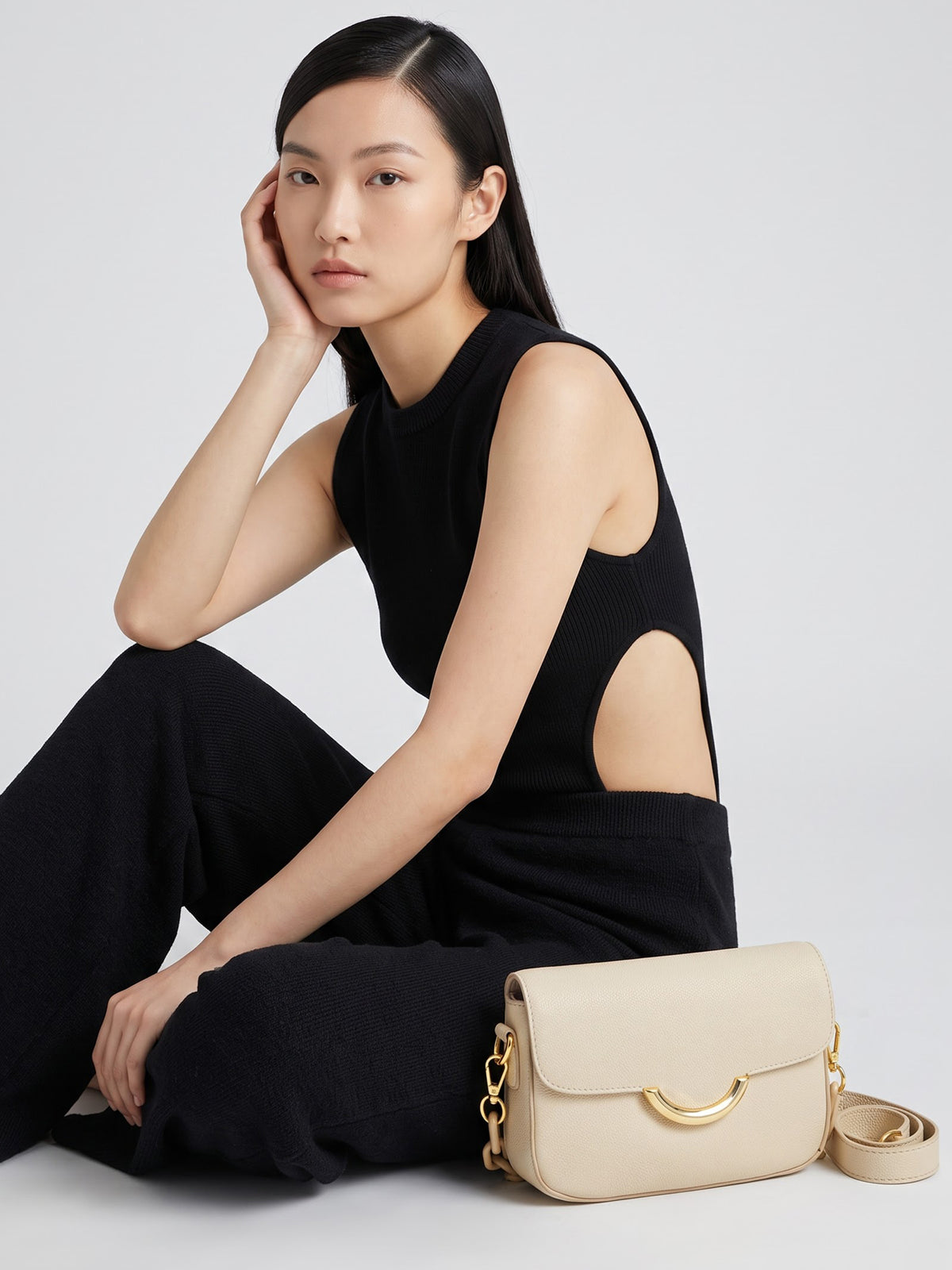 Rovena Beige Luxe Sling Bag - Swashaa