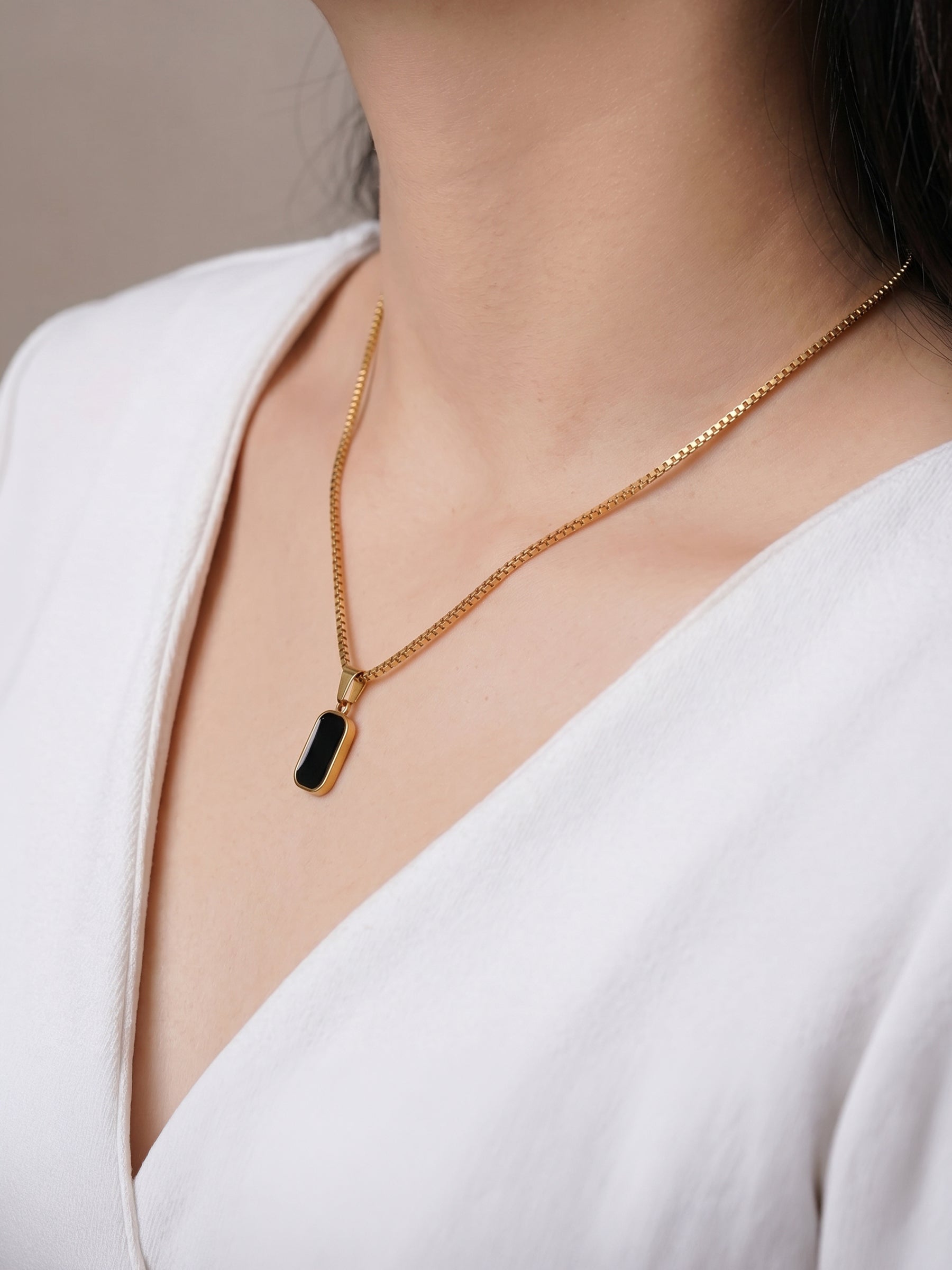 Serelina Rectangular Black Stone 18k Gold Plated Women's Box Chain Pendant Necklace