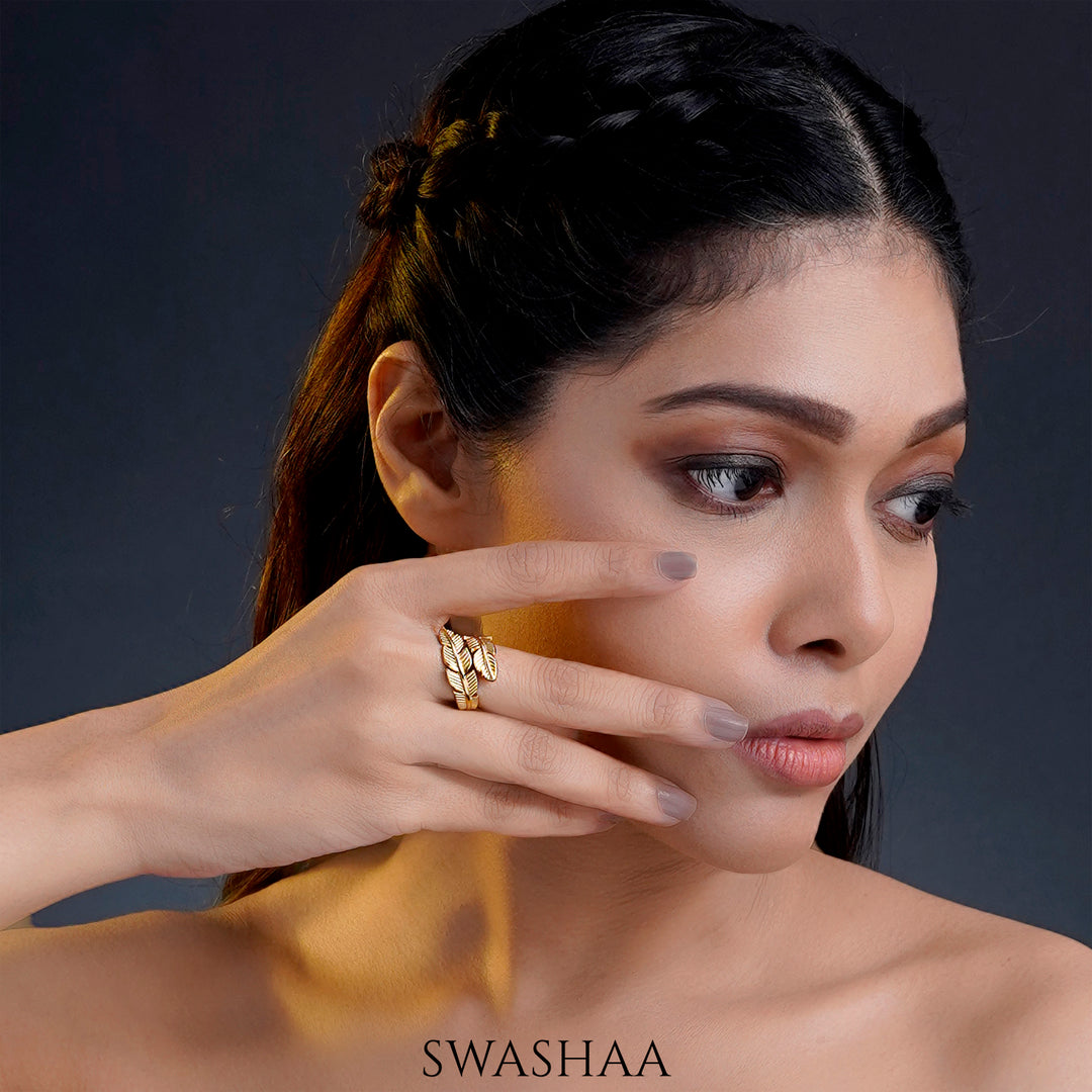 Sira Leaf Ring - Swashaa