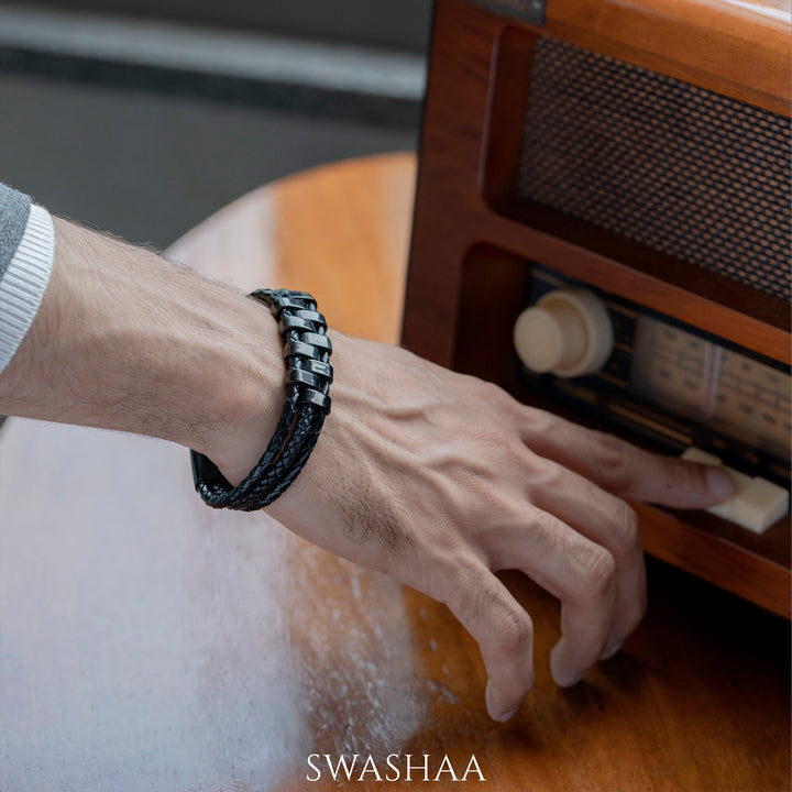 Sol Men's Leather Bracelet - Swashaa