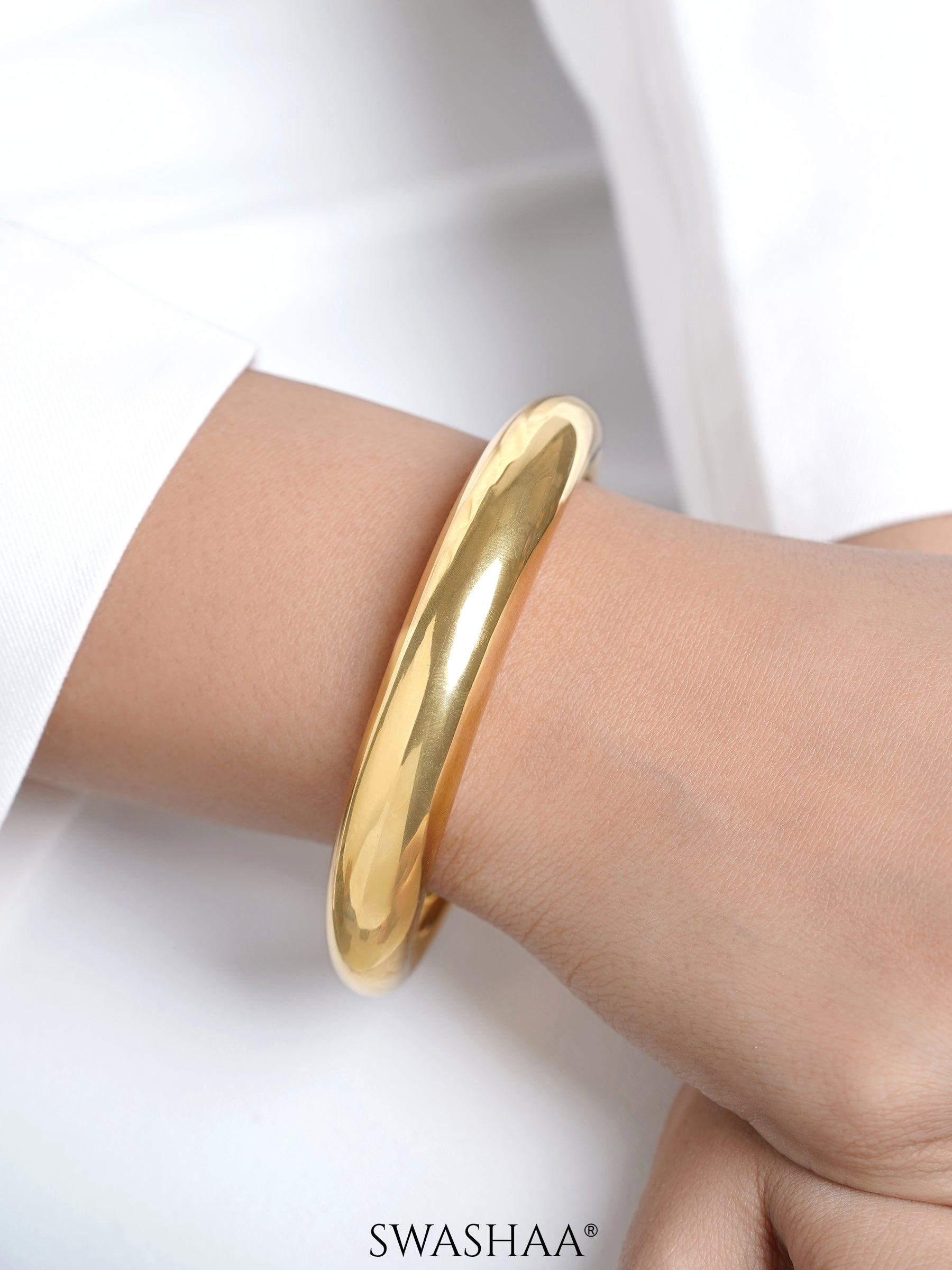 Solana Curve Cuff Bracelet