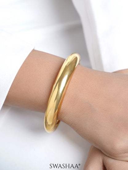 Solana Curve Cuff 18K Gold Plated Bracelet