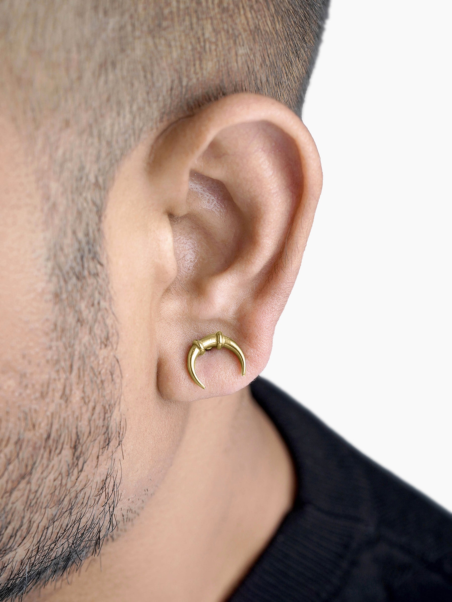 Steven Crescent Moon Men's Claw Studs Earrings