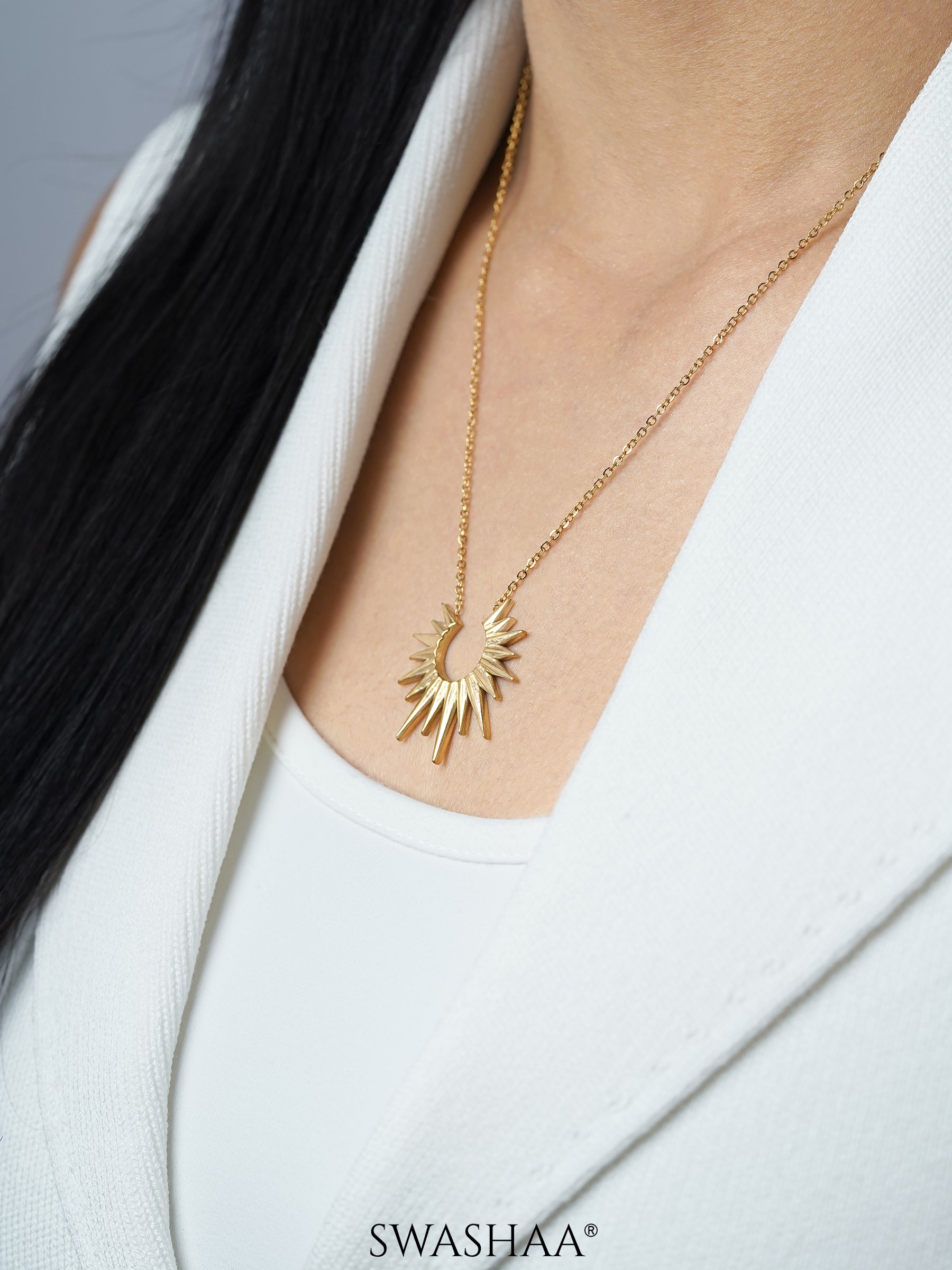 Suri Sunburst Charm 18K Gold Plated Necklace