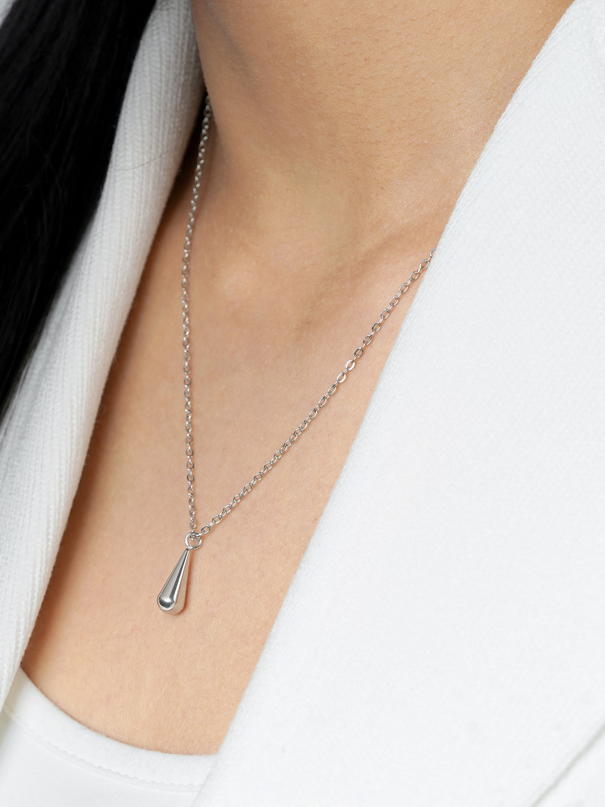 Tarana Teardrop Charm Silver Chain Pendant Necklace