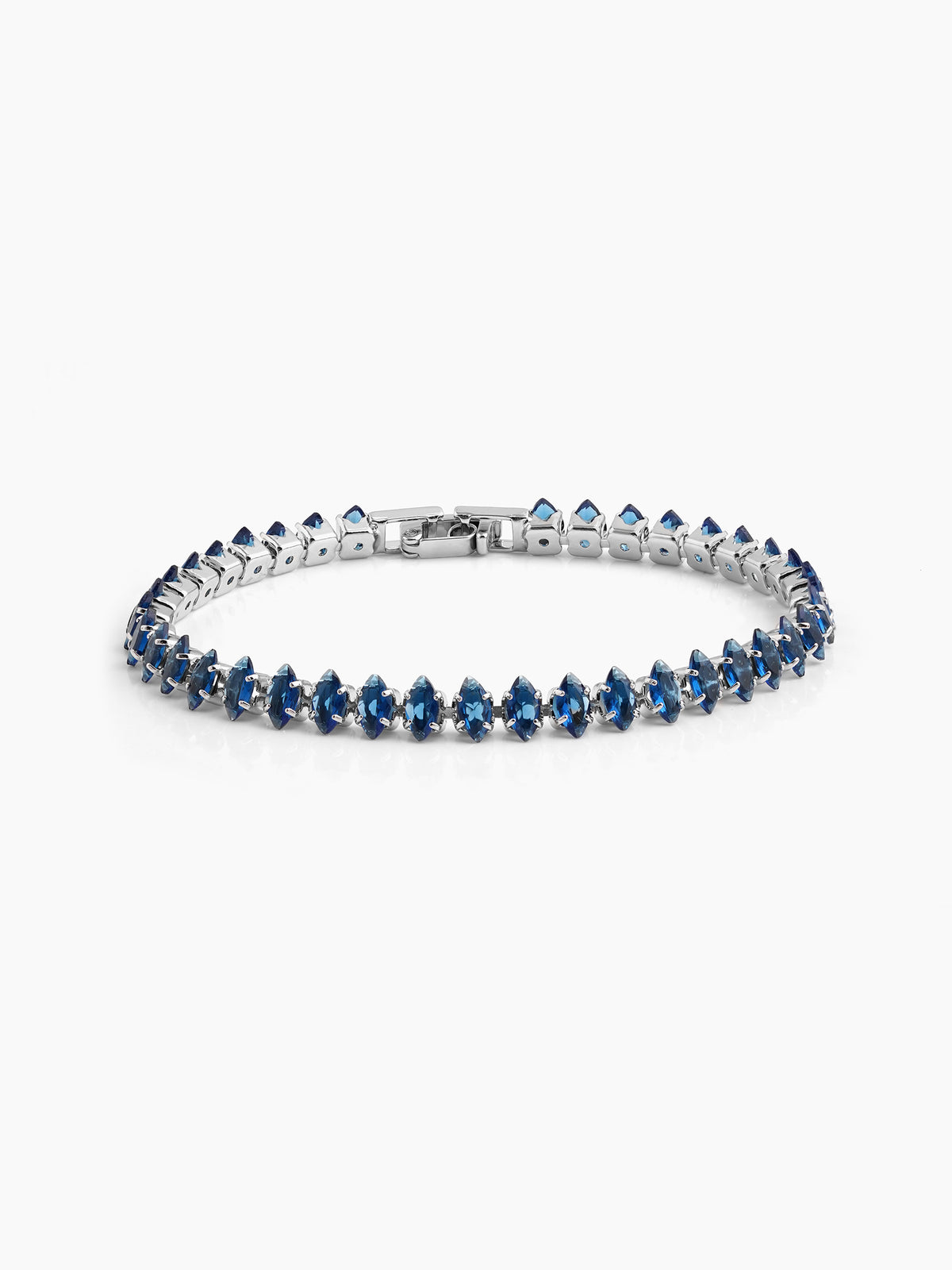 Veyra Diamond Tennis Bracelet - Swashaa
