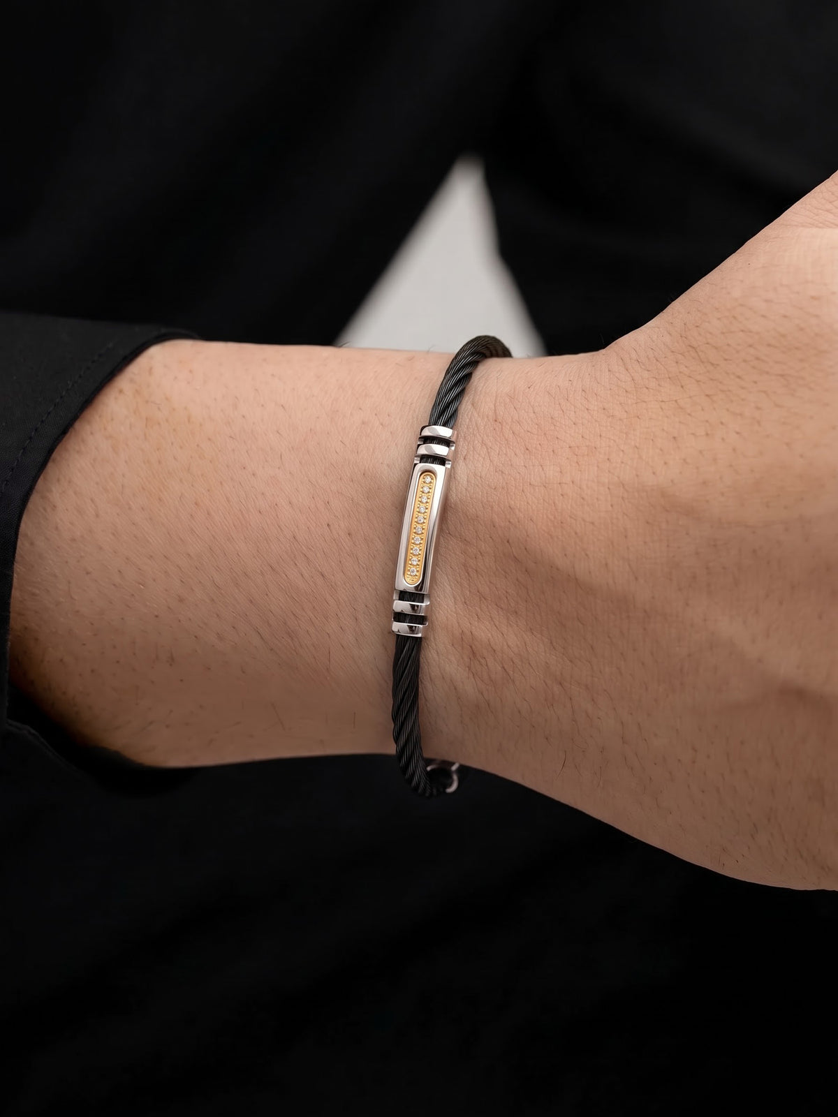 Vincent Black Wired Men's Bracelet