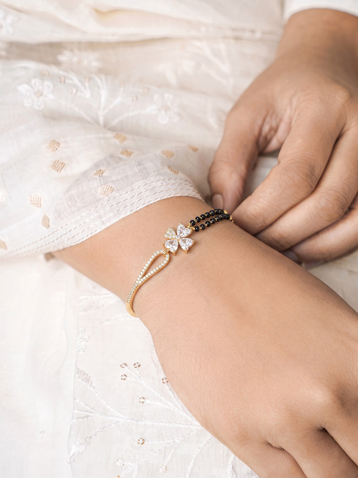 Vrutha Daimond Floral 18K Gold Plated Women's Mangalsutra Bracelet