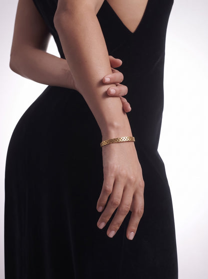 Yanira Cross Grid Pattern 18K Gold Plated Women's Solid Band Bracelet
