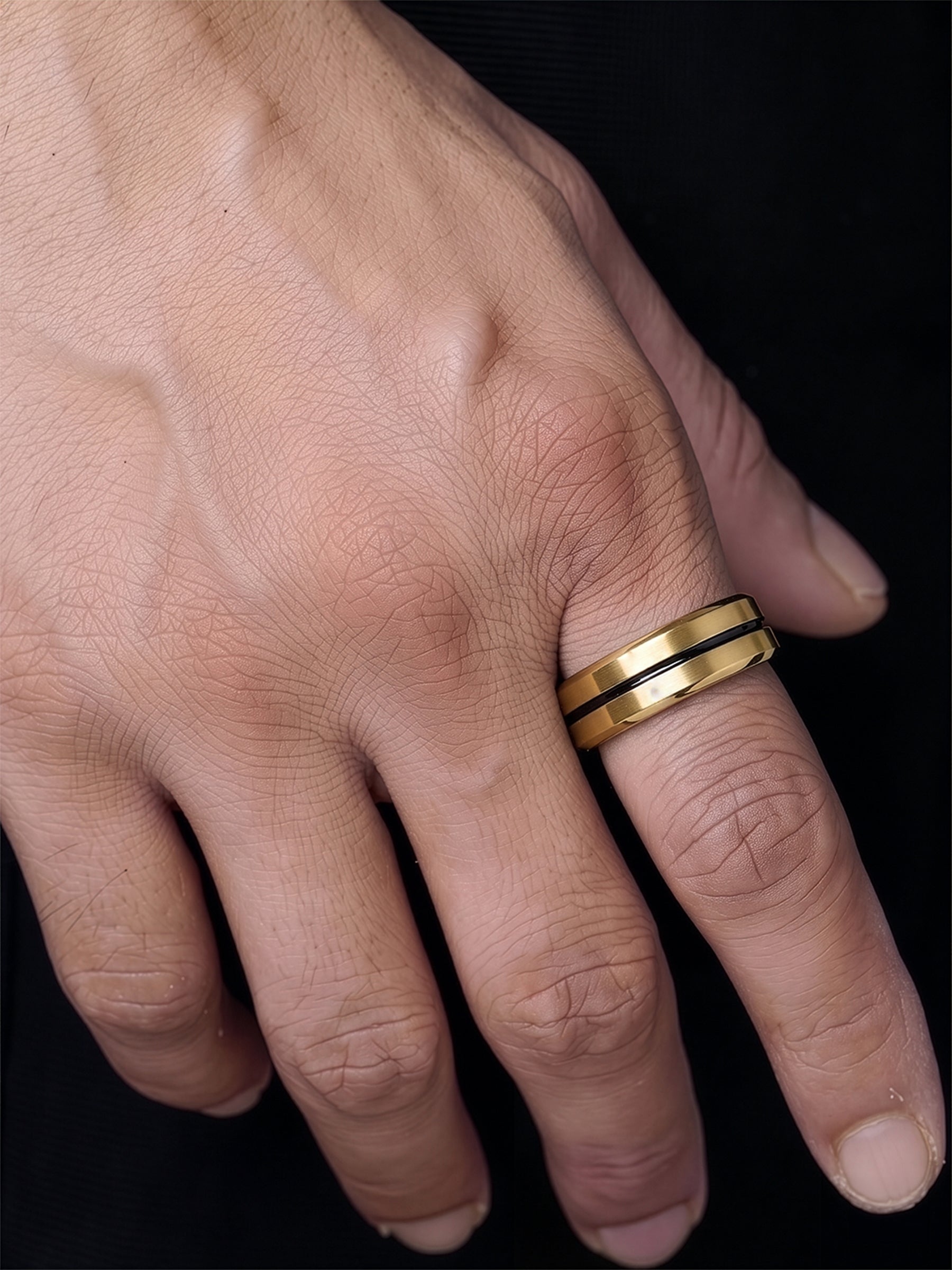 Zayvorn Line 18K Gold Plated Men's Ring - Swashaa