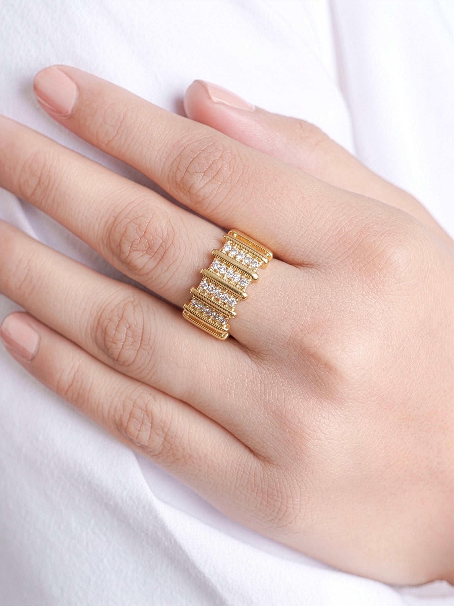 Zelina Paved Stones Bold Ribbed Diamond Ring
