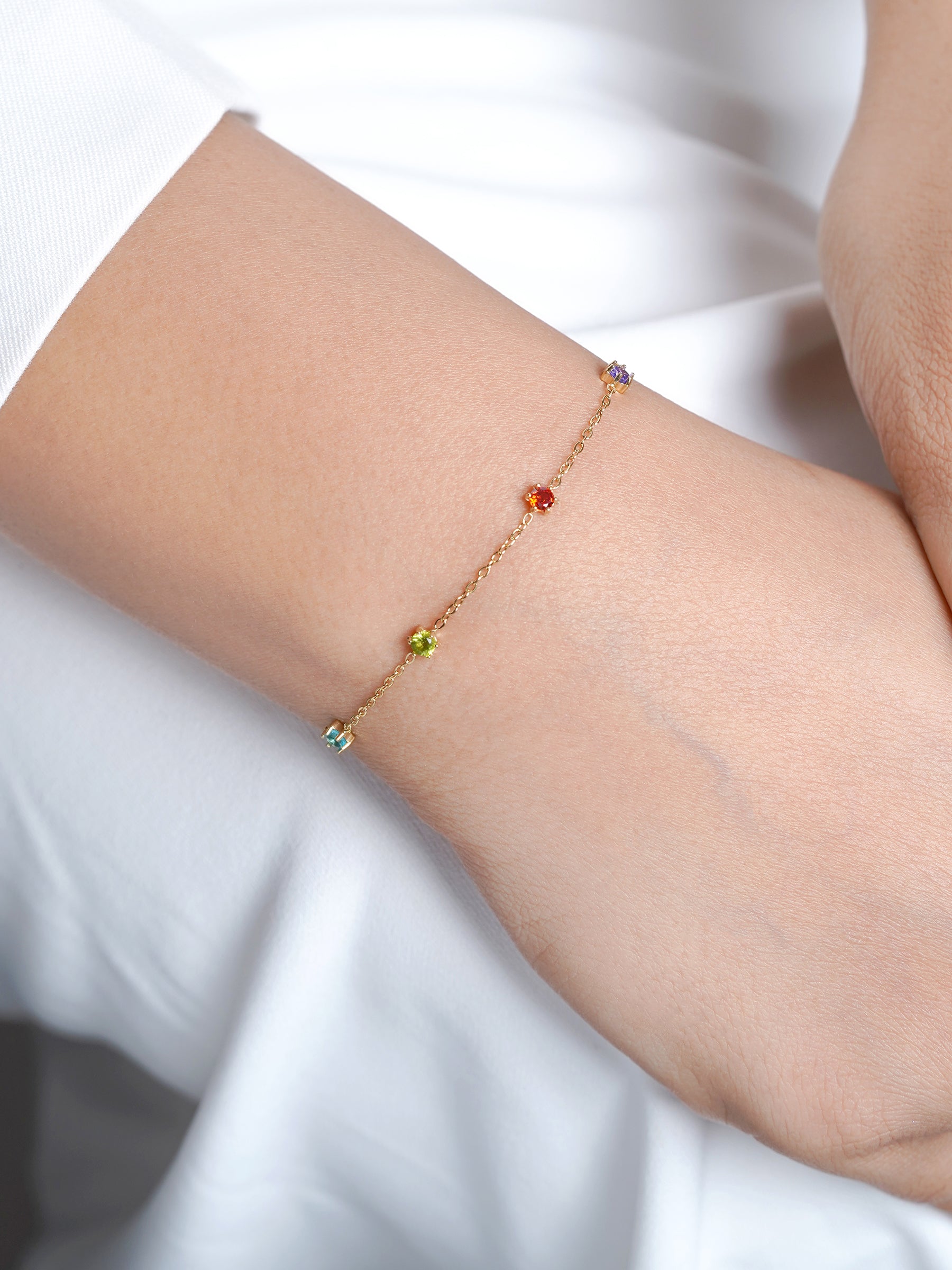 Ziya Multi Colour Stones Women's Loose Chain Bracelet
