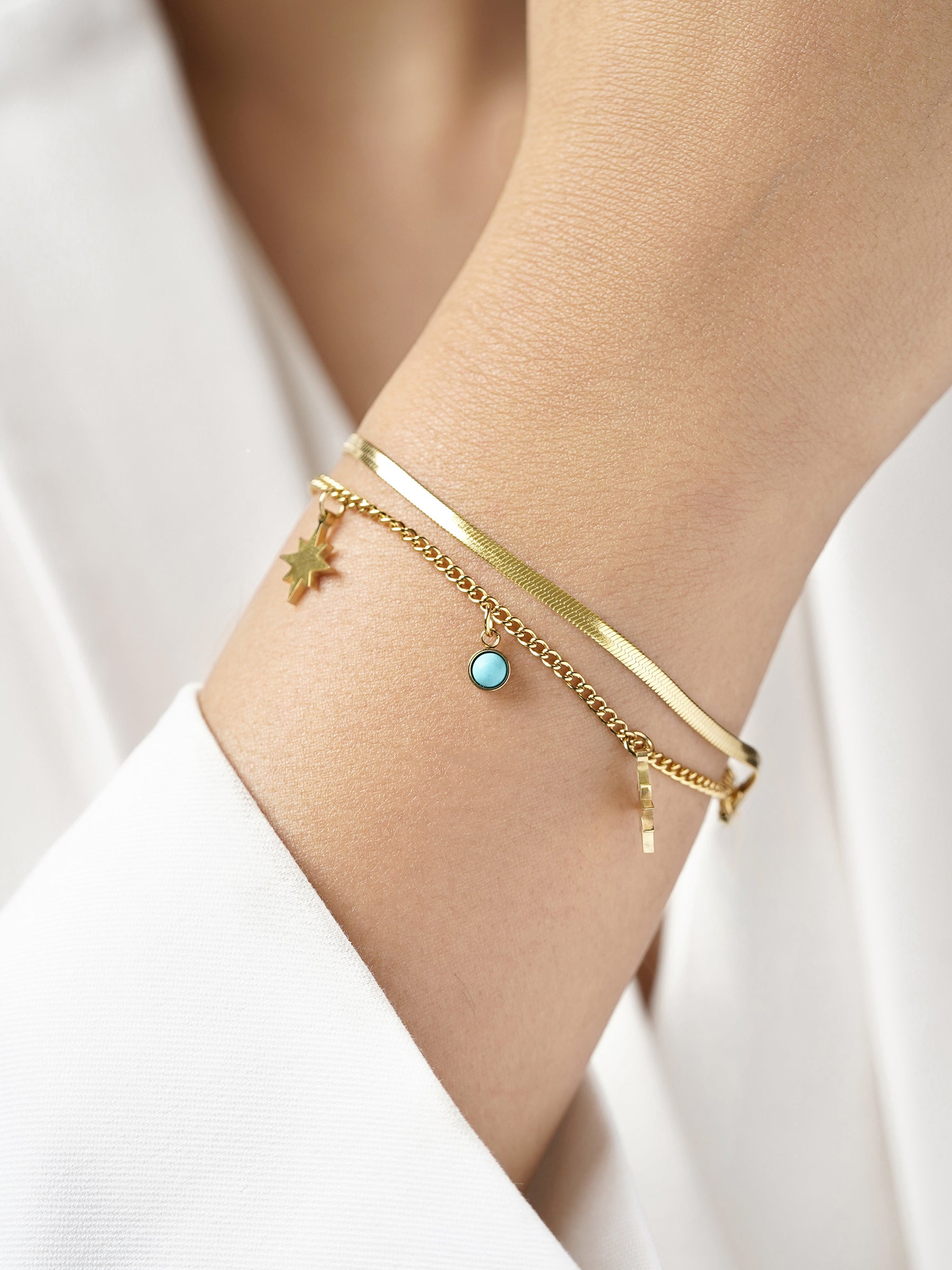 Zoya Star Dangling Turquoise Beads Charms 18K Gold Plated Layered Snake Chain Loose Bracelet