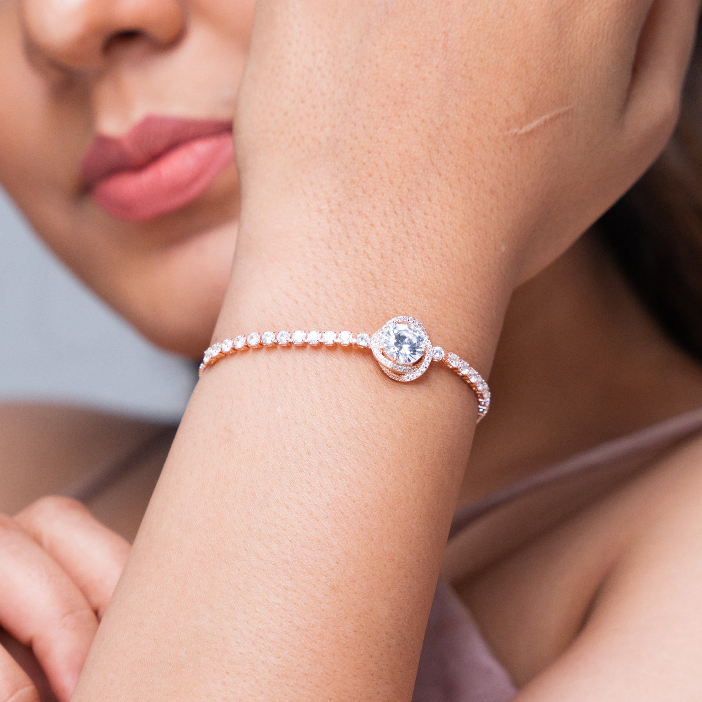 Bracelet Maxi Solitaire Diamant  Diamond yellow gold and white gold   Yvonne Léon