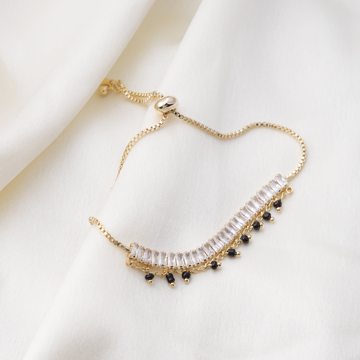 Dia Mangalsutra Bracelet - Swashaa
