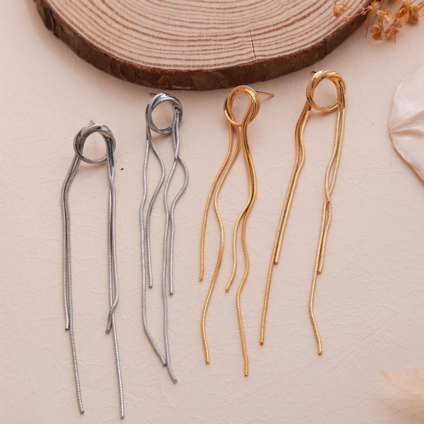 Elsa Thread Earrings