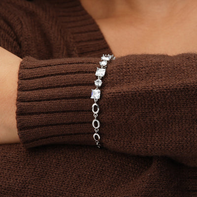 Alanis Solitaire Bracelet